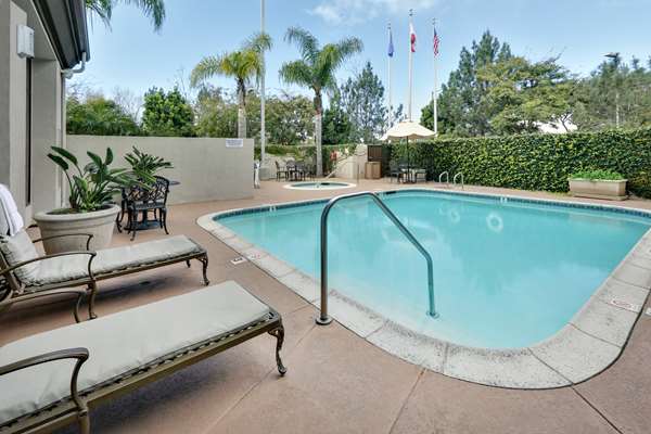 Pool - Hilton Garden Inn San Diego Del Mar - I-5, Exit 32