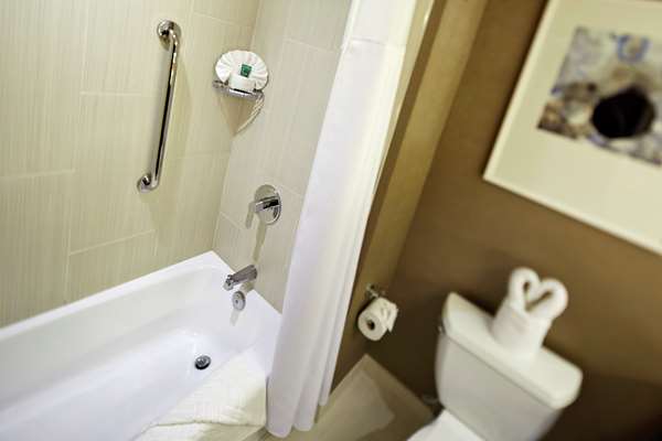  - Hilton Hotel Mission Valley San Diego - I-8, Exit 5