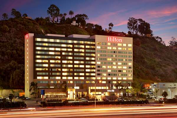 Exterior view - Hilton Hotel Mission Valley San Diego - I-8, Exit 5