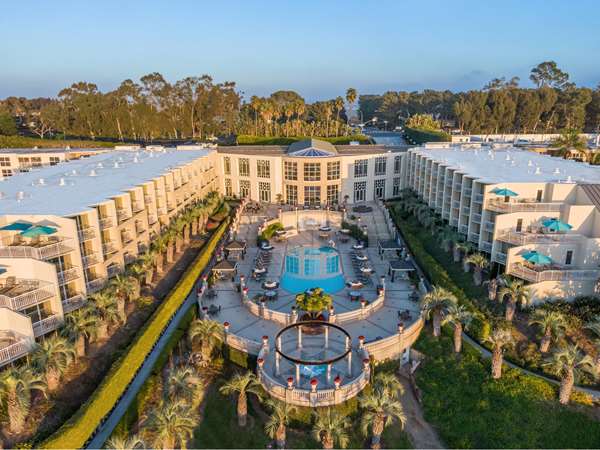 Pool - Hilton Hotel Torrey Pines La Jolla