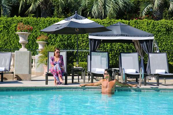 Pool - Hilton Hotel Torrey Pines La Jolla