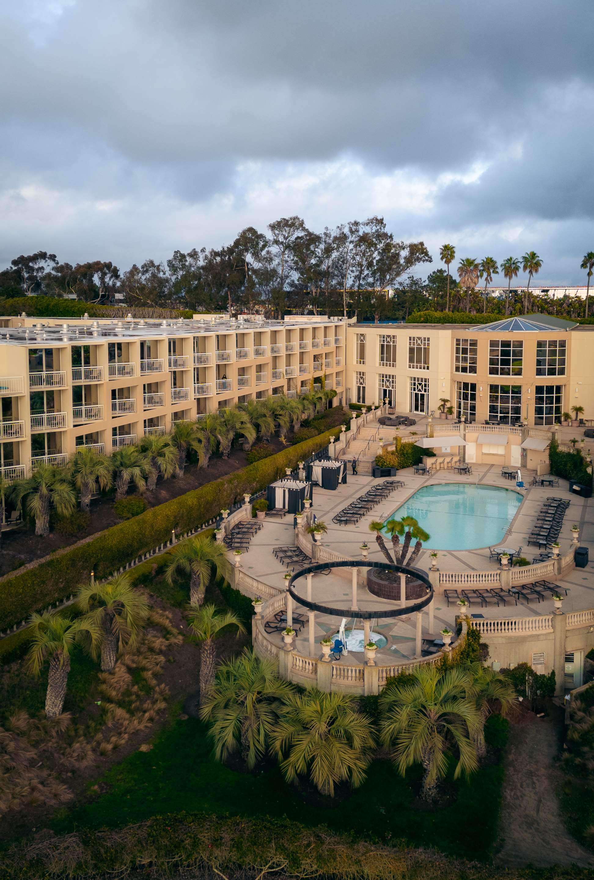 Pool | Hilton La Jolla Torrey Pines