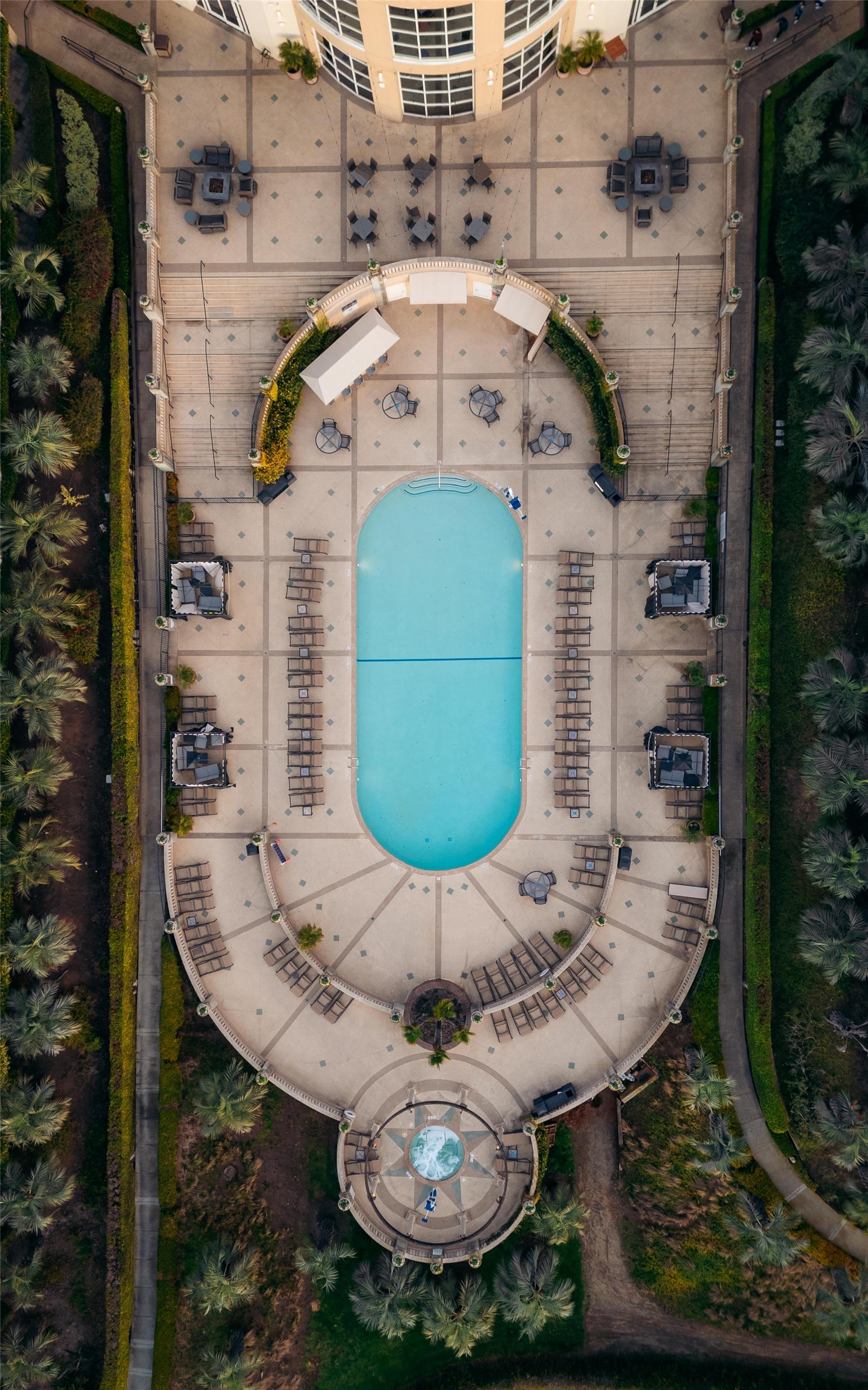 Pool | Hilton La Jolla Torrey Pines