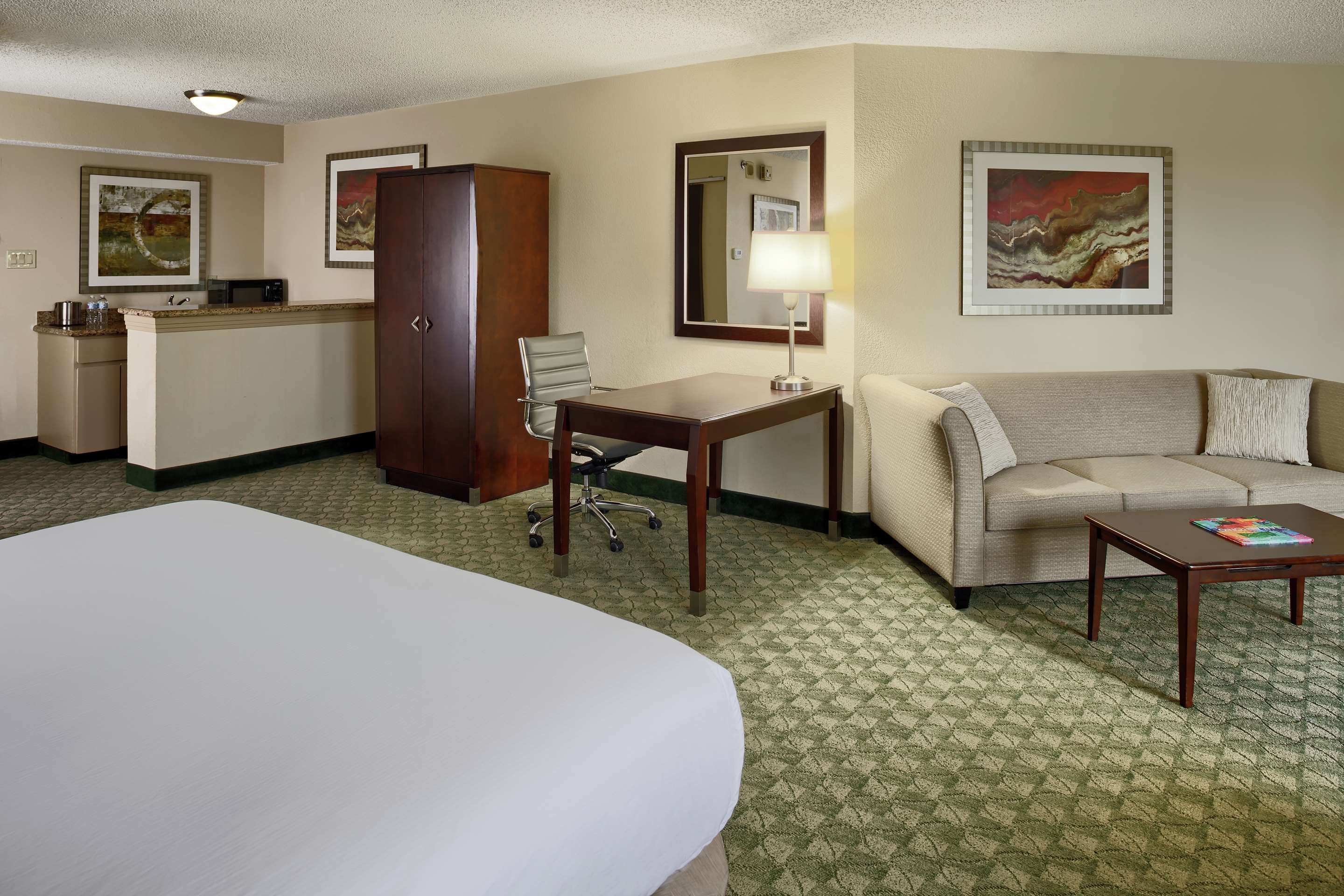 Guest room
