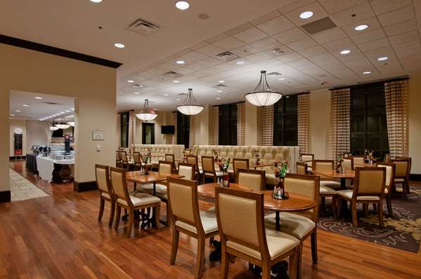 Restaurant - Embassy Suites Riverwalk San Antonio - I-10 & I-35, Exit 155B