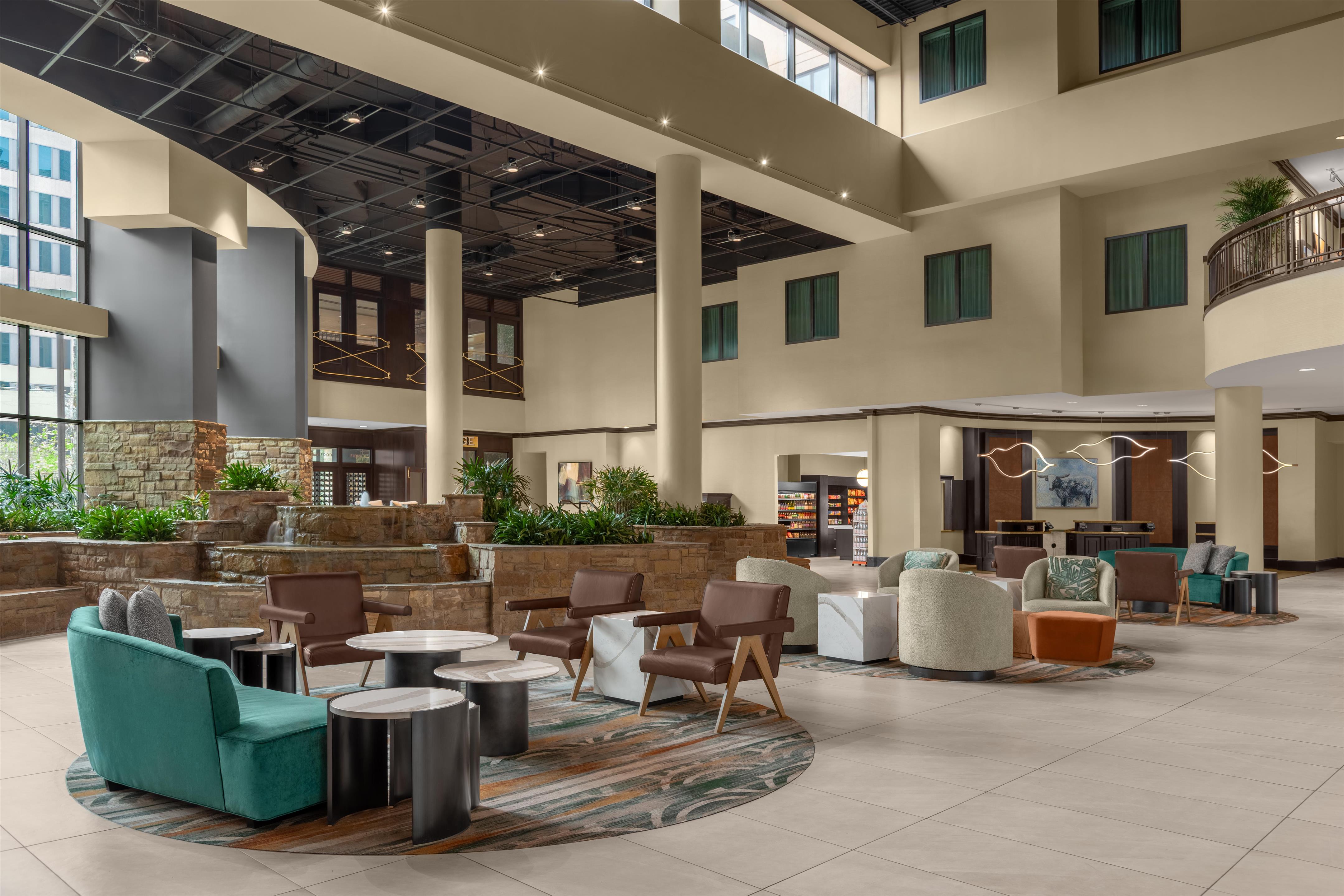 Lobby | Embassy Suites San Antonio Riverwalk-Downtown