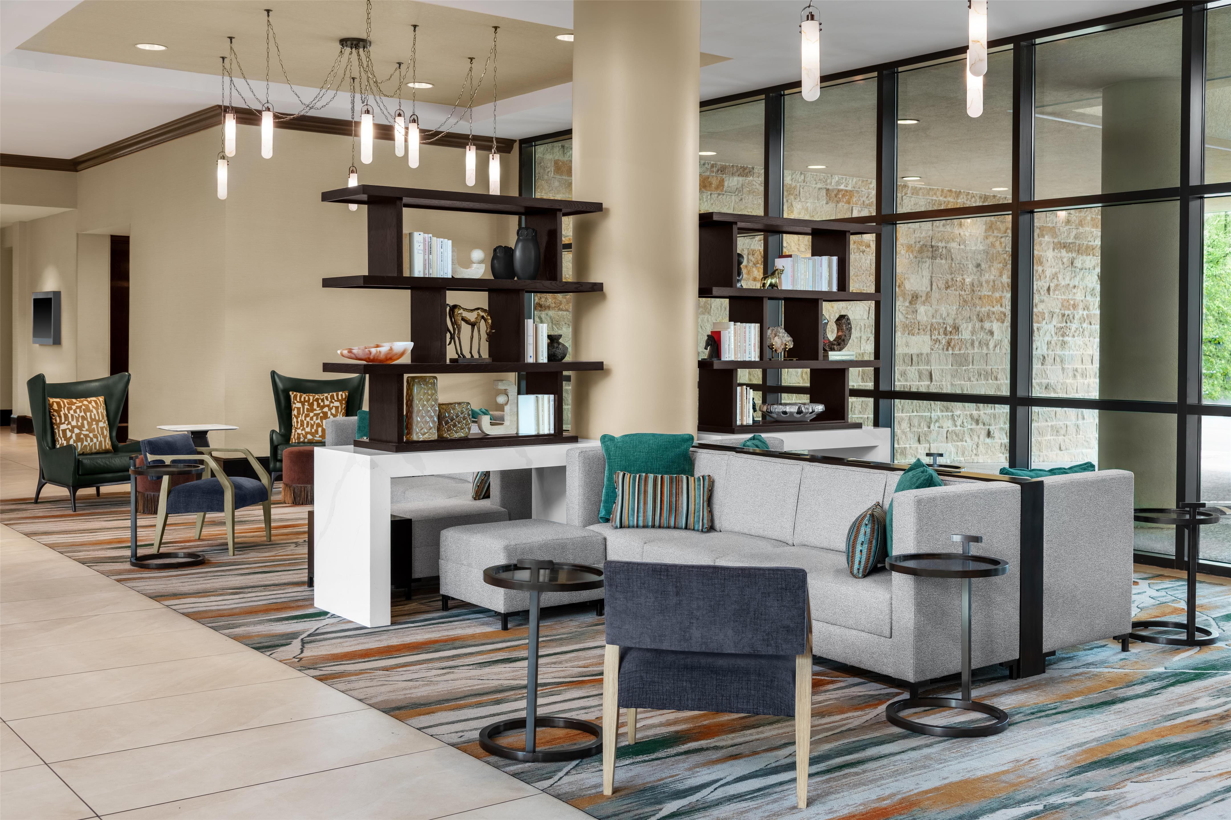 Lobby | Embassy Suites San Antonio Riverwalk-Downtown