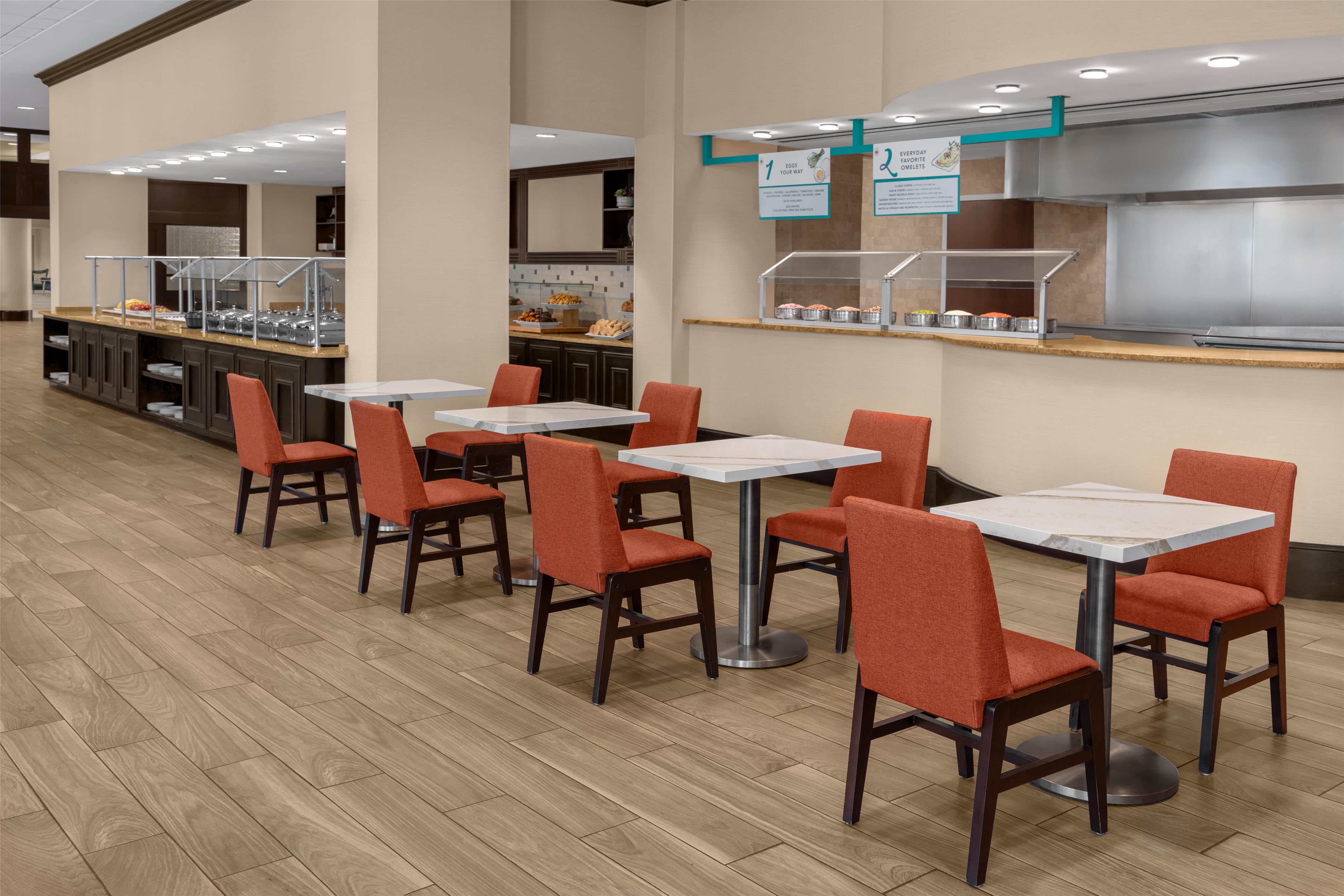 Breakfast Area | Embassy Suites San Antonio Riverwalk-Downtown