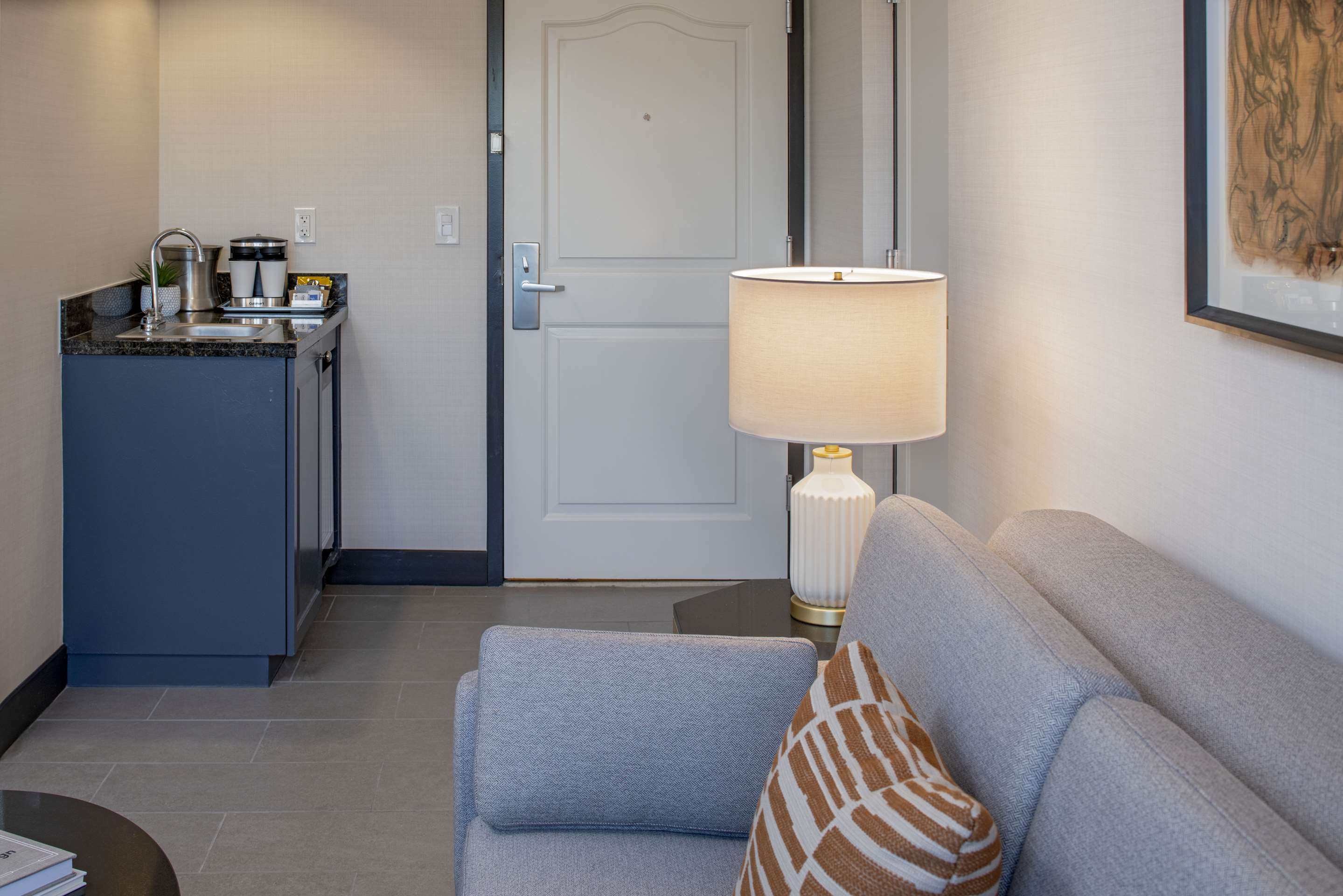 Guest room
