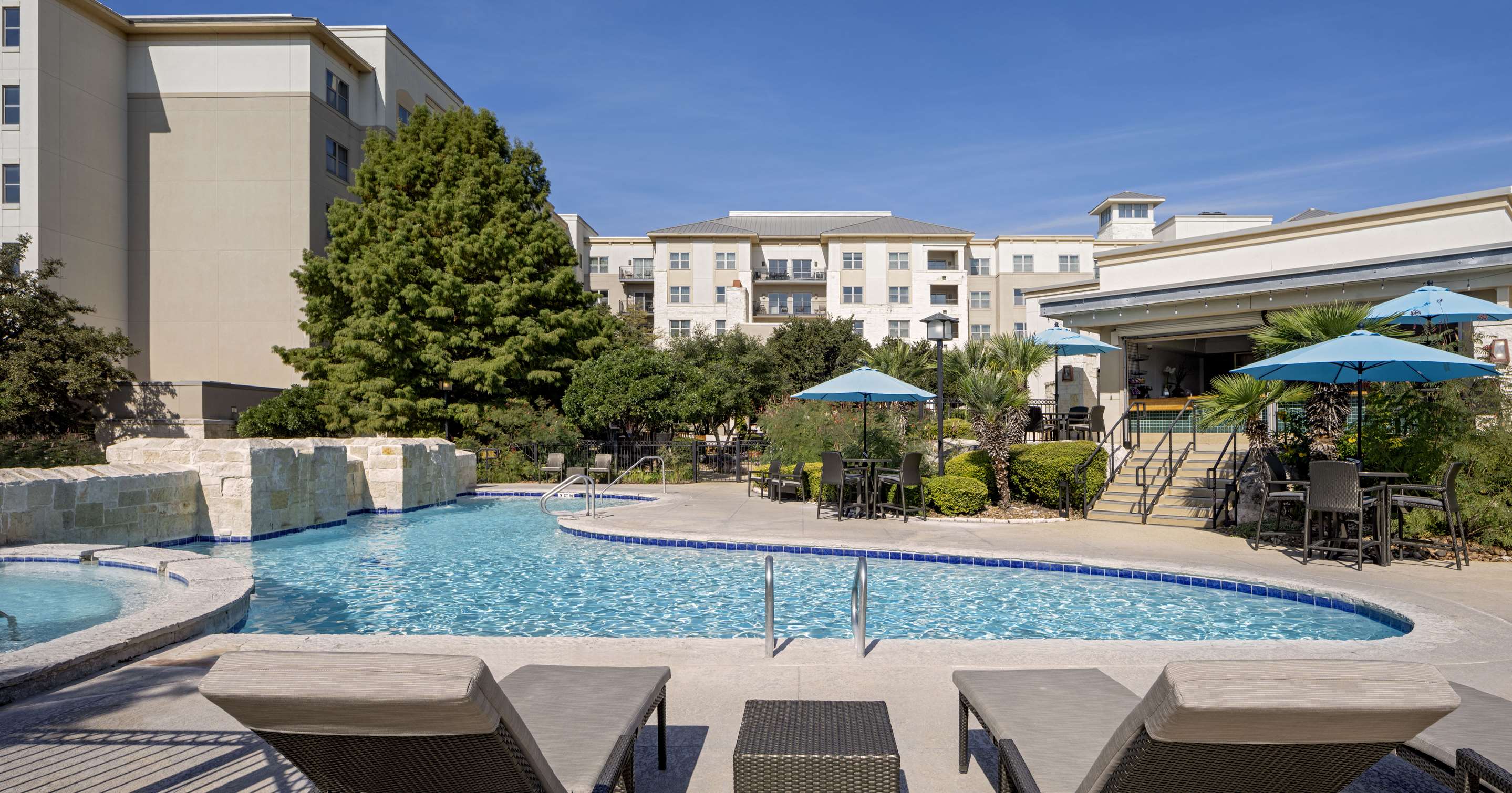Pool | Hilton San Antonio Hill Country
