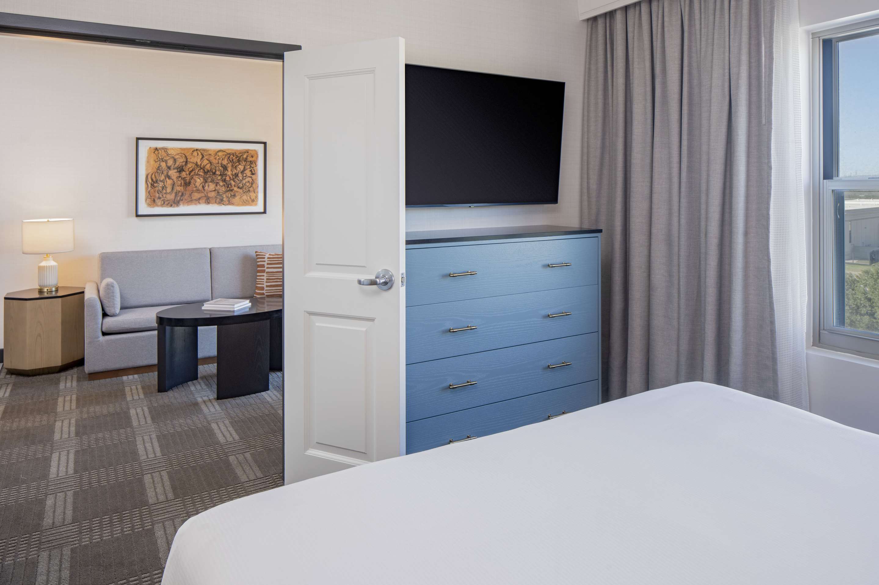 Guest room