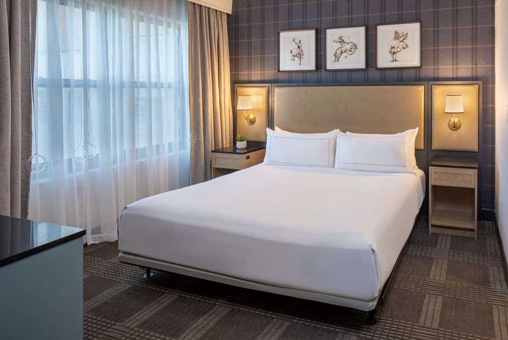 Hilton San Antonio Hill Country - Tap to explore photos