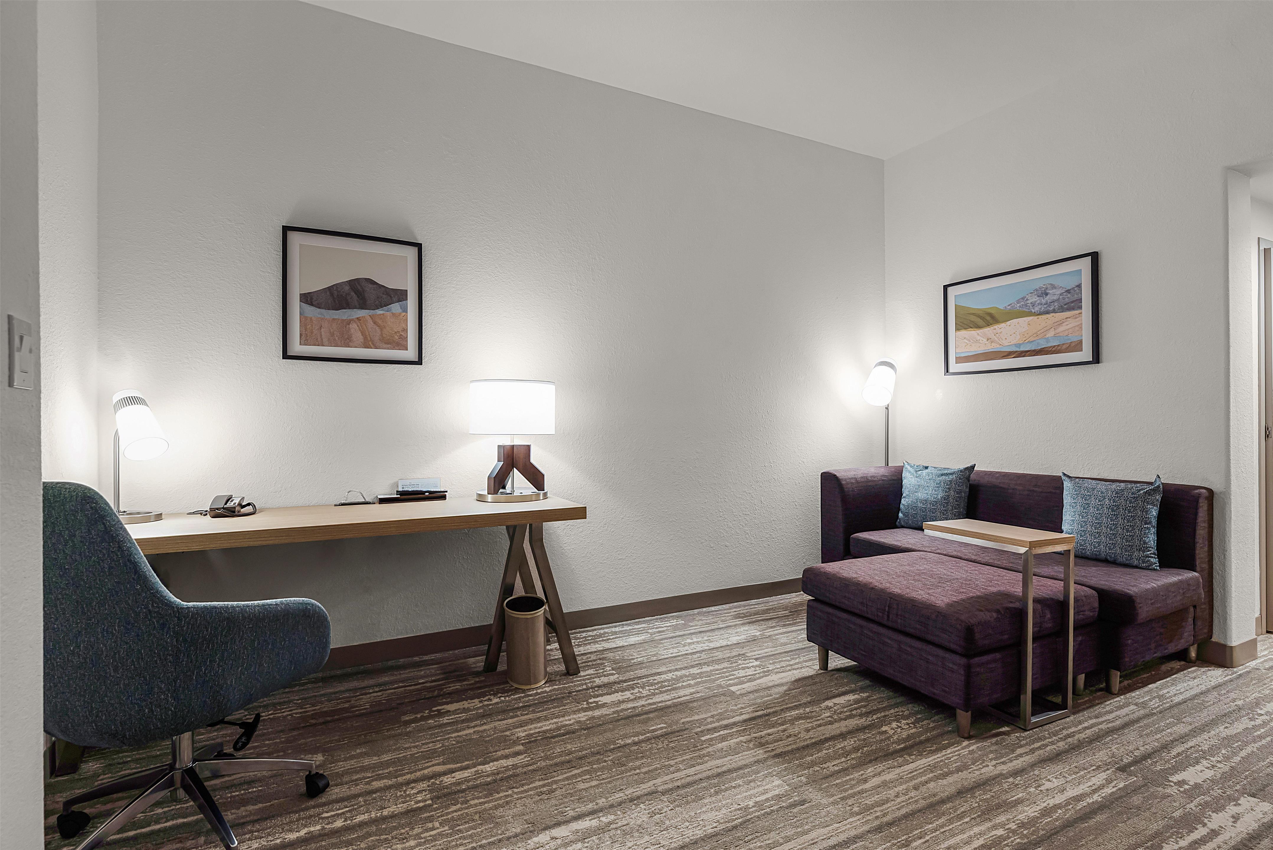 Guest room