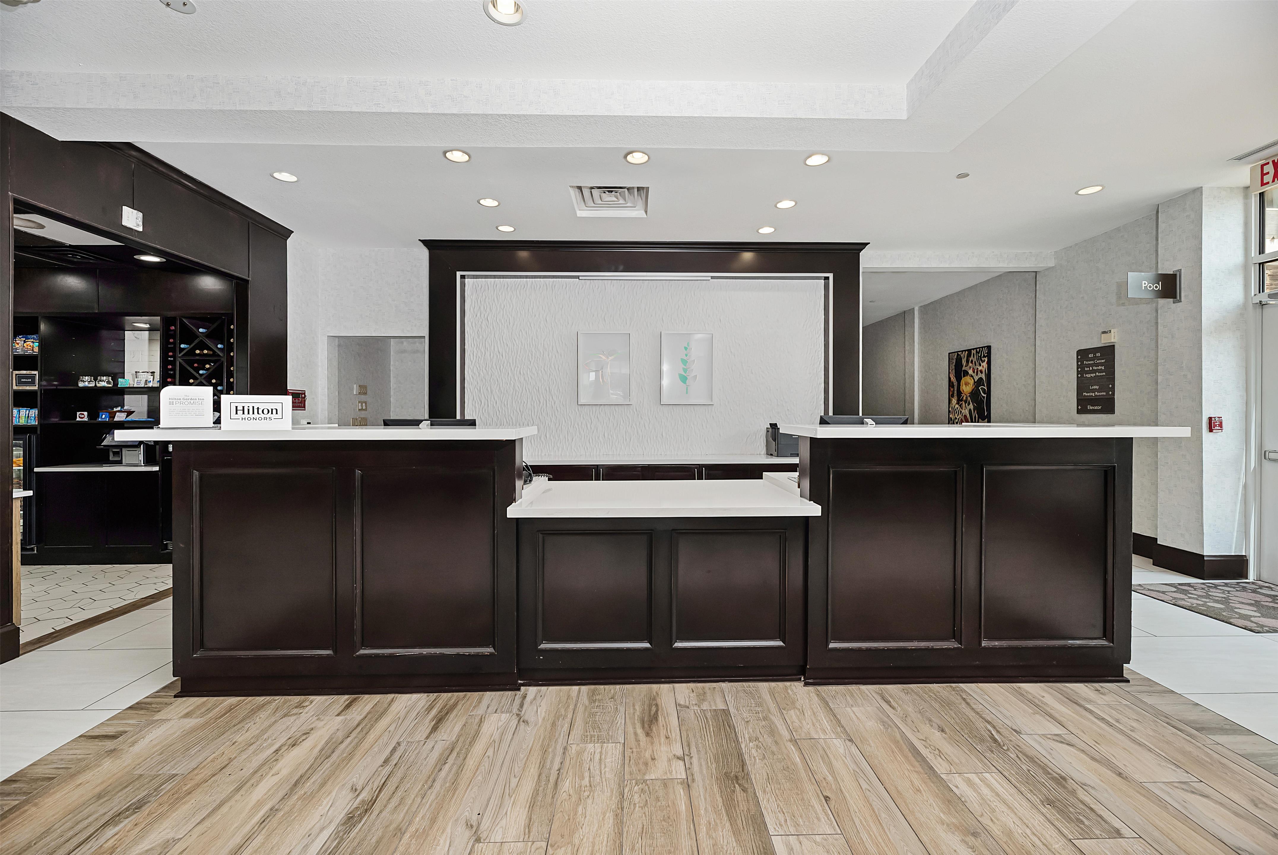 Reception | Hilton Garden Inn New Braunfels