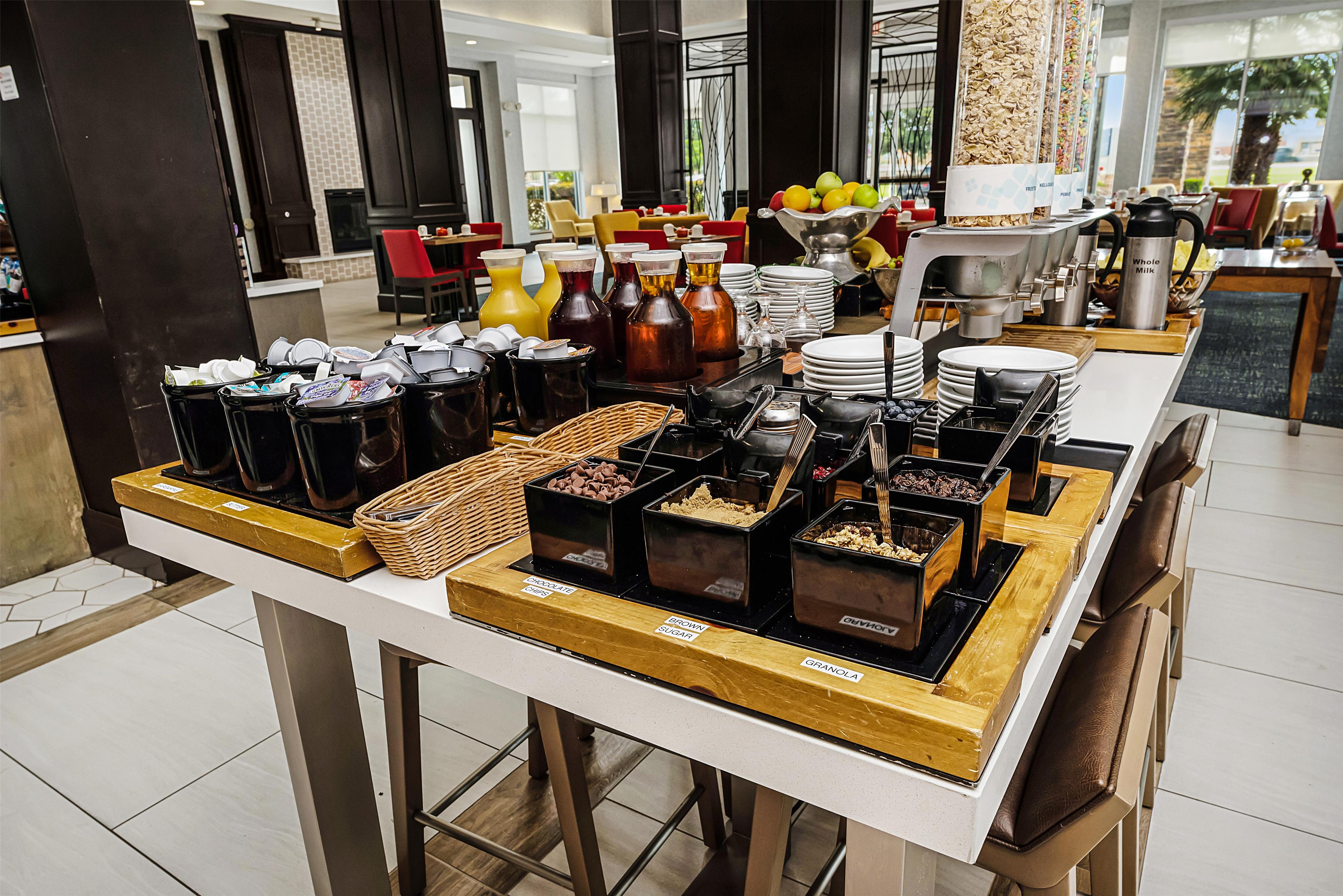 Restaurant | Hilton Garden Inn New Braunfels