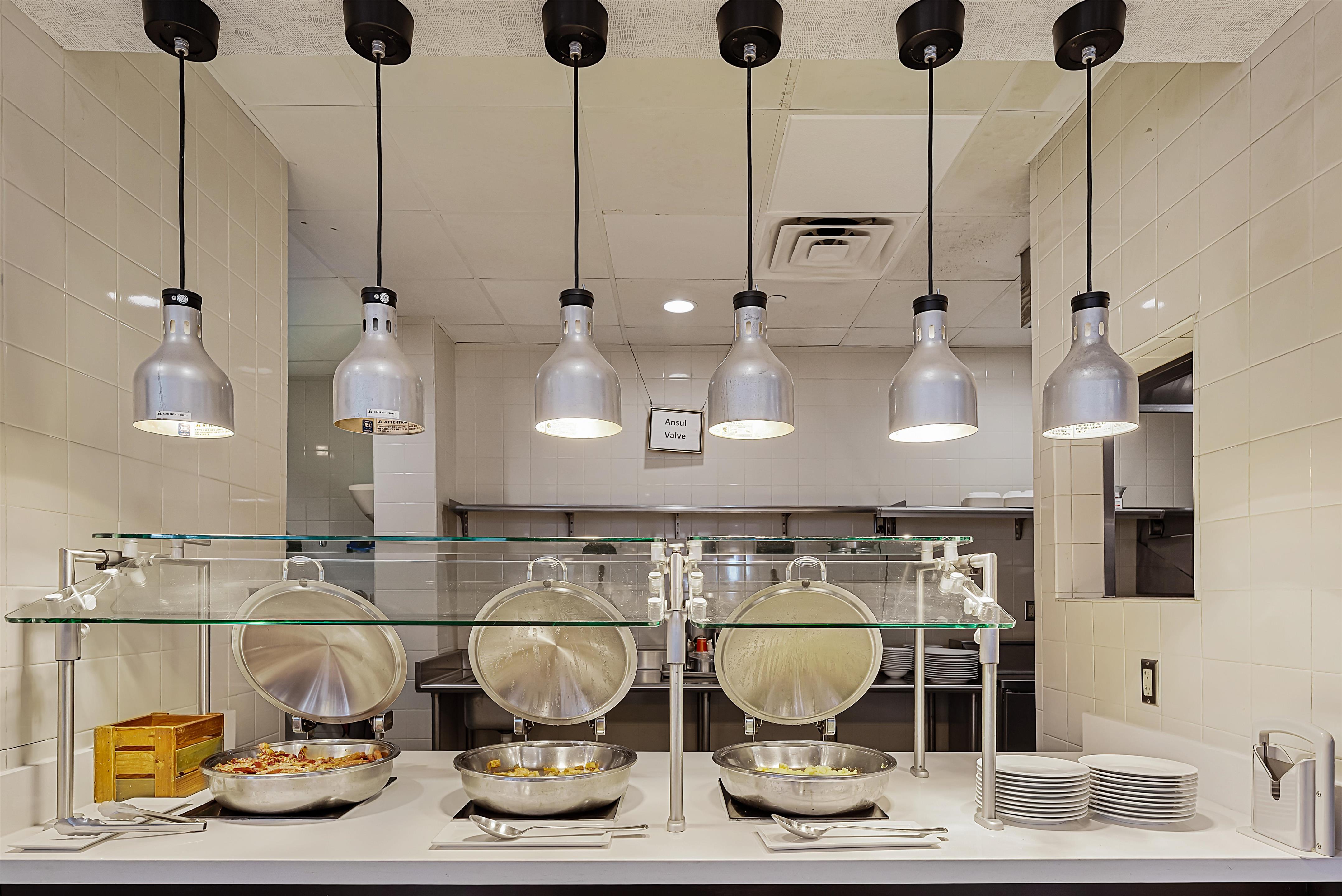 Restaurant | Hilton Garden Inn New Braunfels