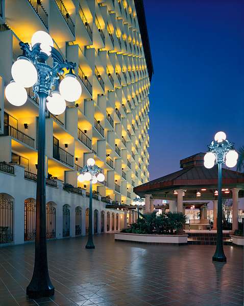 Exterior view - Hilton Palacio del Rio Hotel San Antonio