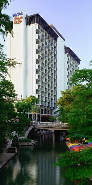 Exterior view - Hilton Palacio del Rio Hotel San Antonio