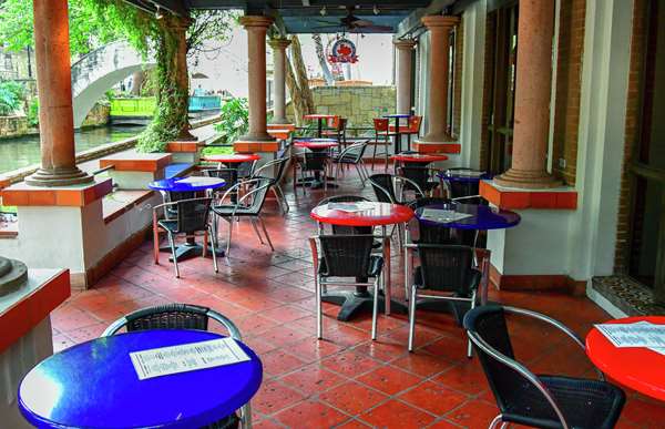 Restaurant - Hilton Palacio del Rio Hotel San Antonio