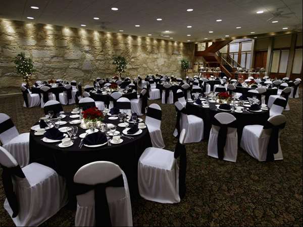 Restaurant - Hilton Palacio del Rio Hotel San Antonio