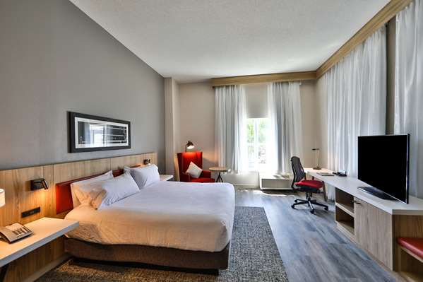  - Hilton Garden Inn Historic District Savannah - I-16, Exit 167