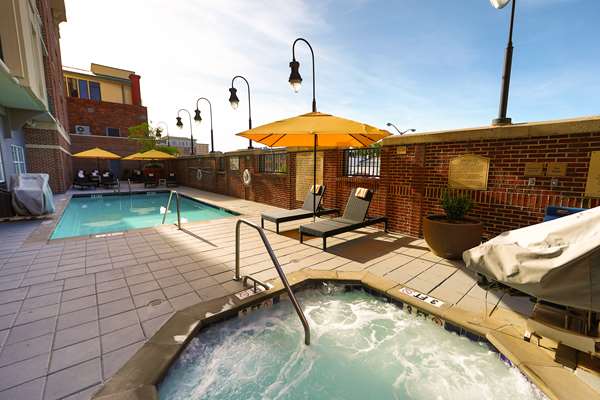 Pool - Hilton Garden Inn Historic District Savannah - I-16, Exit 167