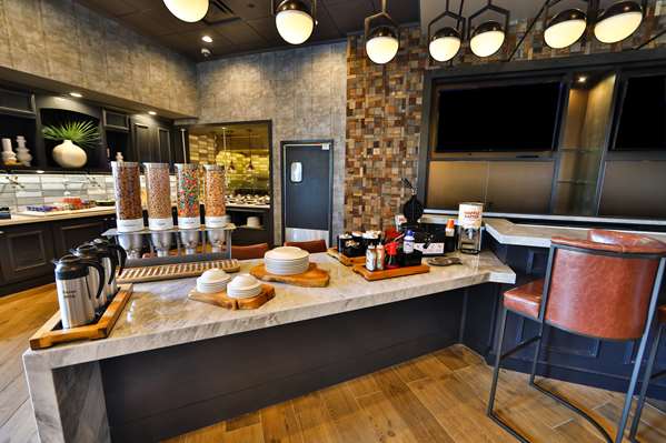 Amenities - Hilton Garden Inn Historic District Savannah - I-16, Exit 167