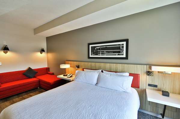  - Hilton Garden Inn Historic District Savannah - I-16, Exit 167