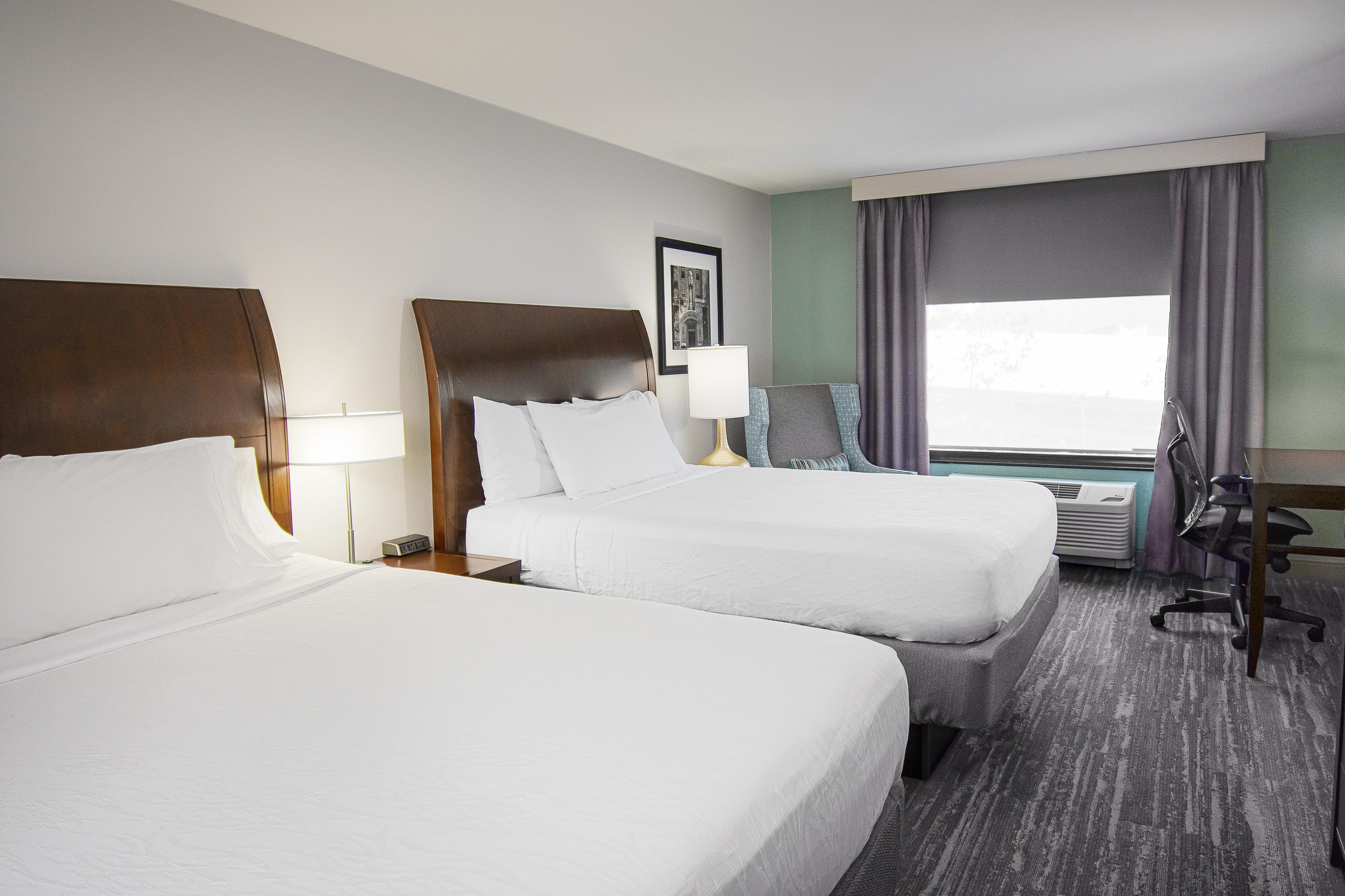 Hilton Garden Inn South Bend Room Type - 2 QUEENS W/DRINKS-SNACKS