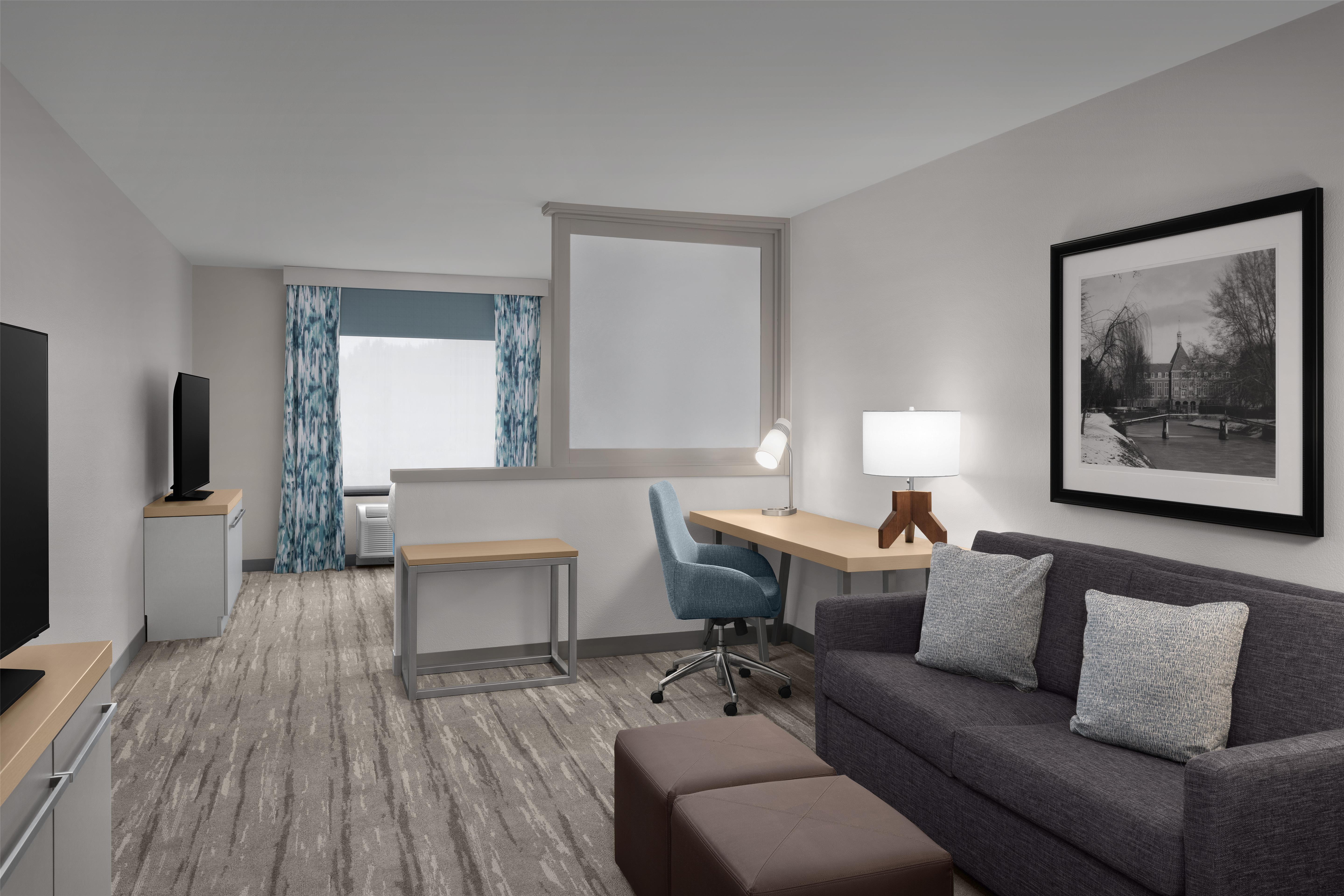 Hilton Garden Inn South Bend Room Type - 1 KING BED JUNIOR SUITE