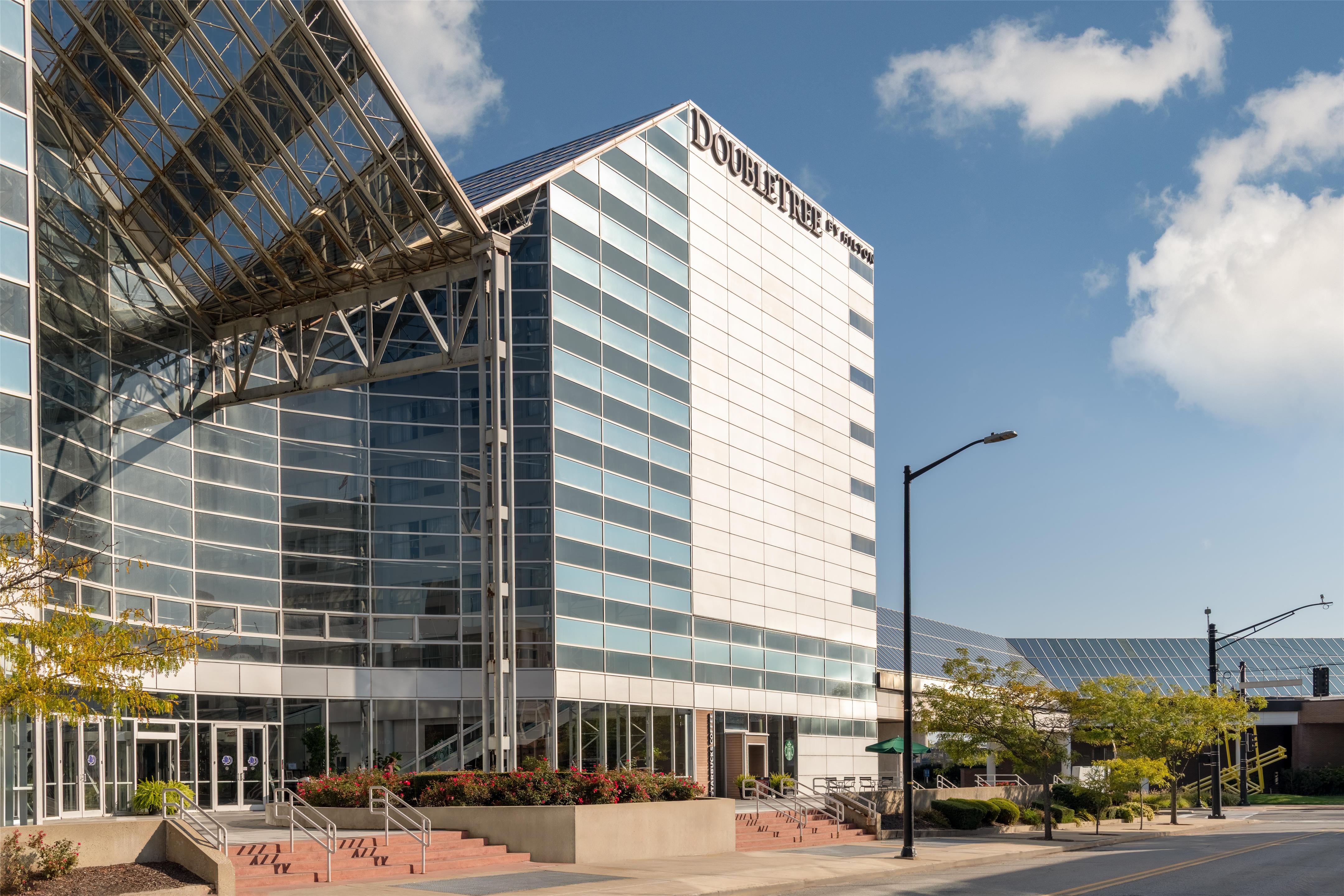 Exterior | Doubletree Hotel South Bend