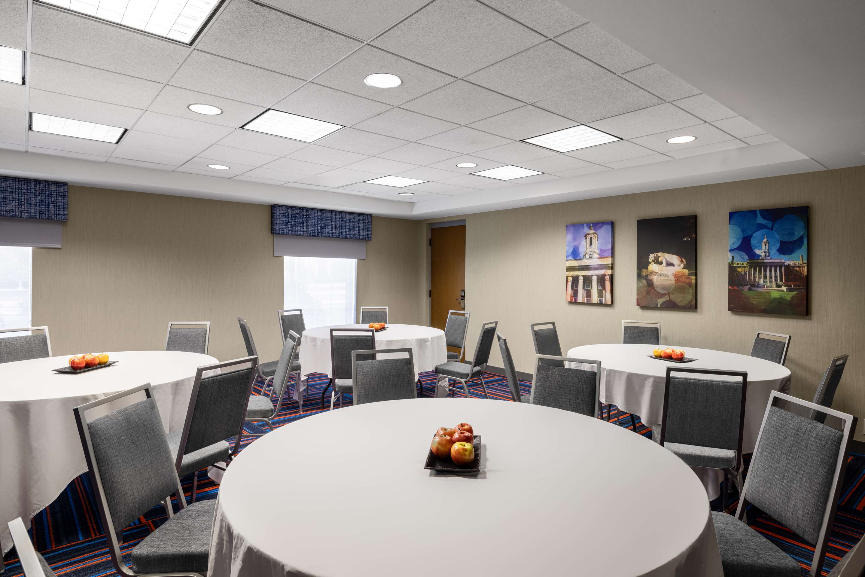 Meeting Room | Hampton Inn & Suites State College at Williamsburg Square