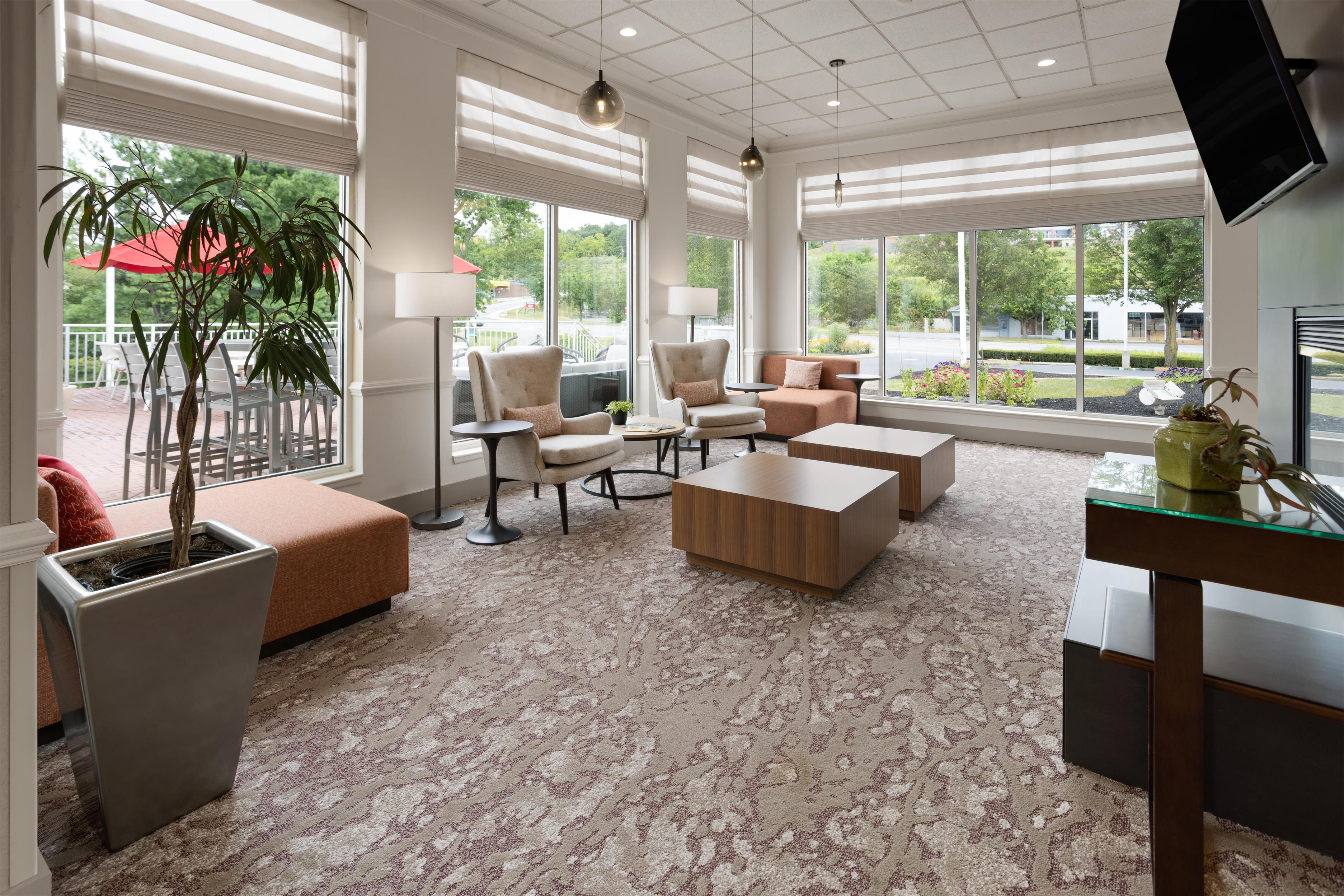 Lobby | Hilton Garden Inn State College
