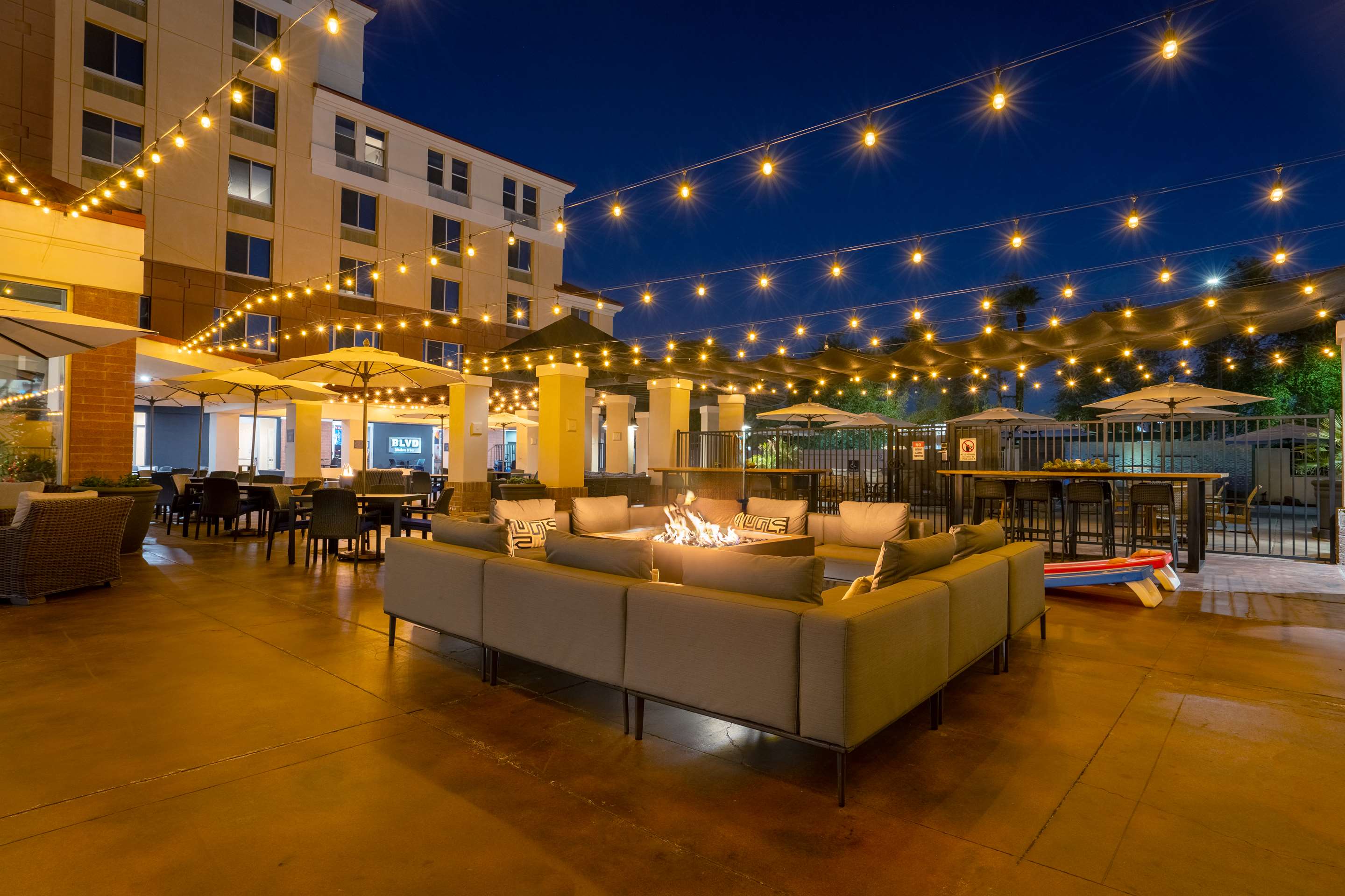 Exterior | Hilton Garden Inn Scottsdale Old Town