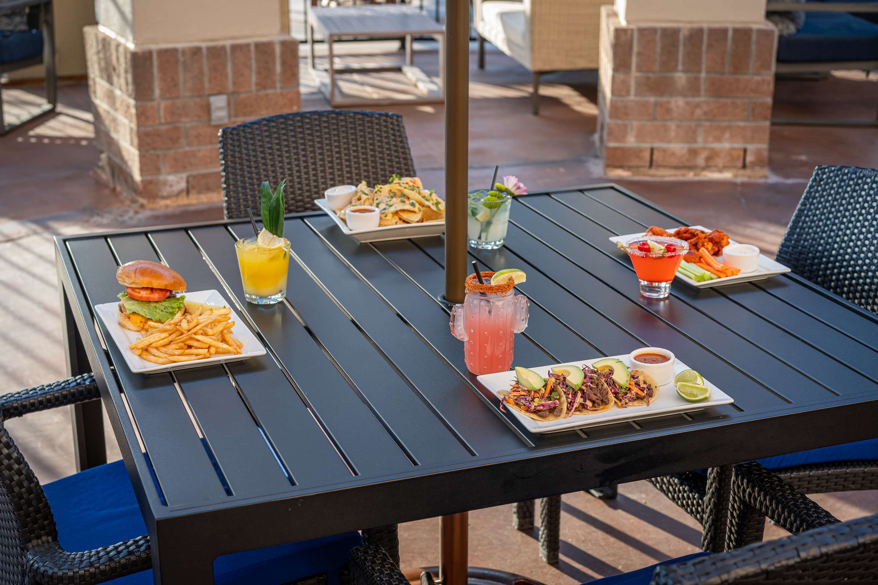 Restaurant | Hilton Garden Inn Scottsdale Old Town