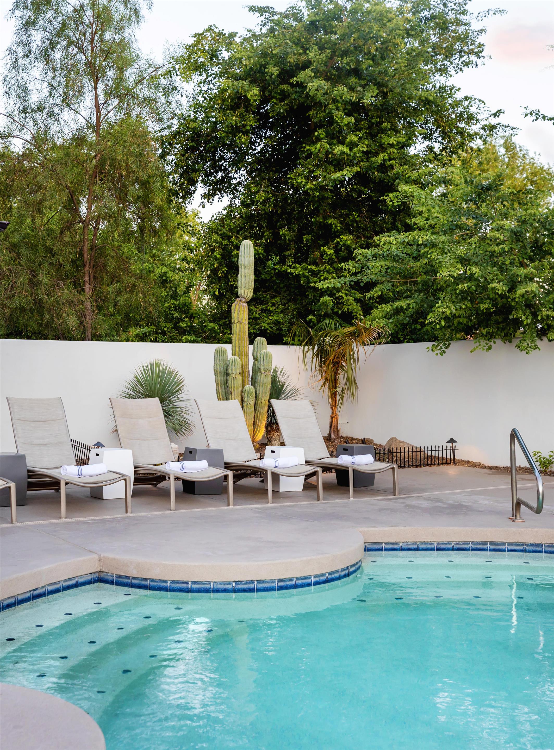 Pool | Hilton Garden Inn Scottsdale Old Town