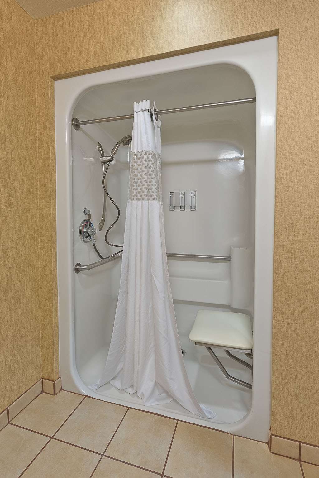 Hampton Inn & Suites Scottsdale Room Type - 1KN MOB HEA ACC 3X3SHWR NS