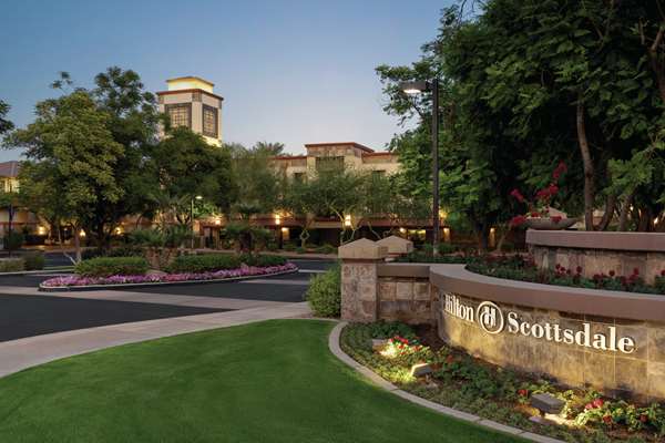 Exterior view - Hilton Resort & Villas Scottsdale