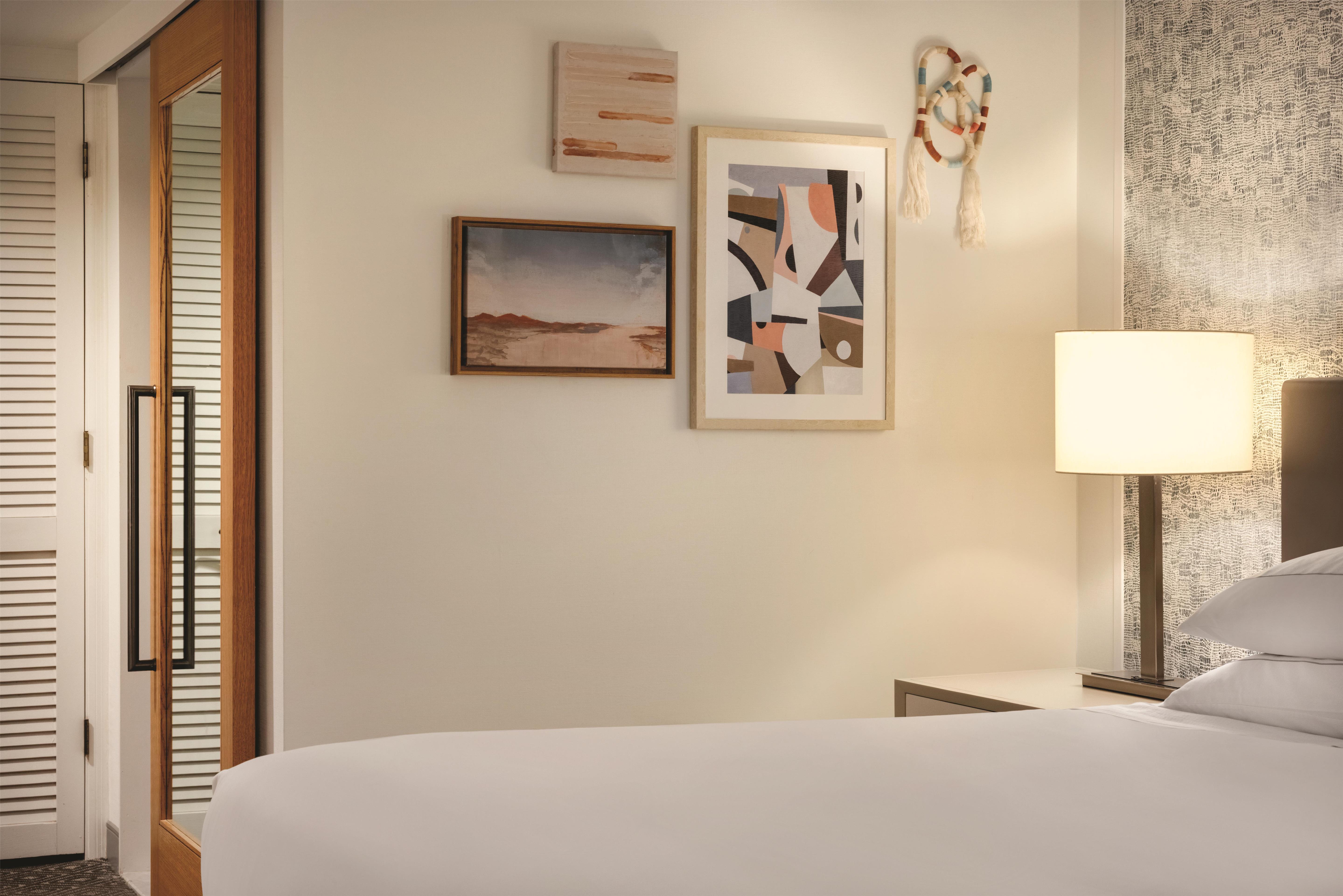Hilton Scottsdale Resort & Villas Room Type - 1 KING BED JR SUITE
