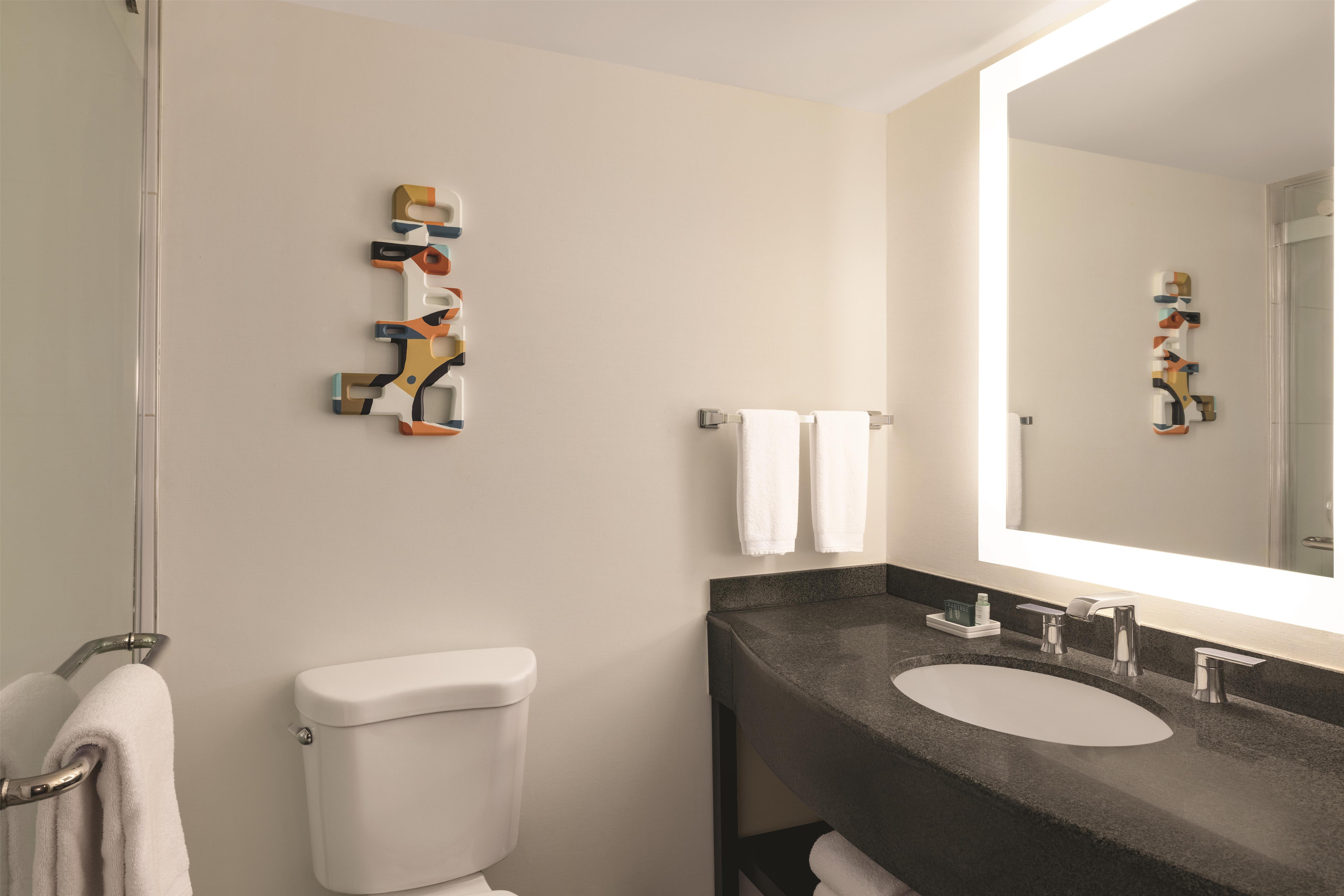 Hilton Scottsdale Resort & Villas Room Type - 2 QUEENS MOB ACC W RI SHWR