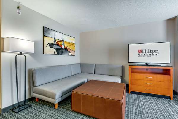  - Hilton Garden Inn Louisville Airport - I-65, Exit 132