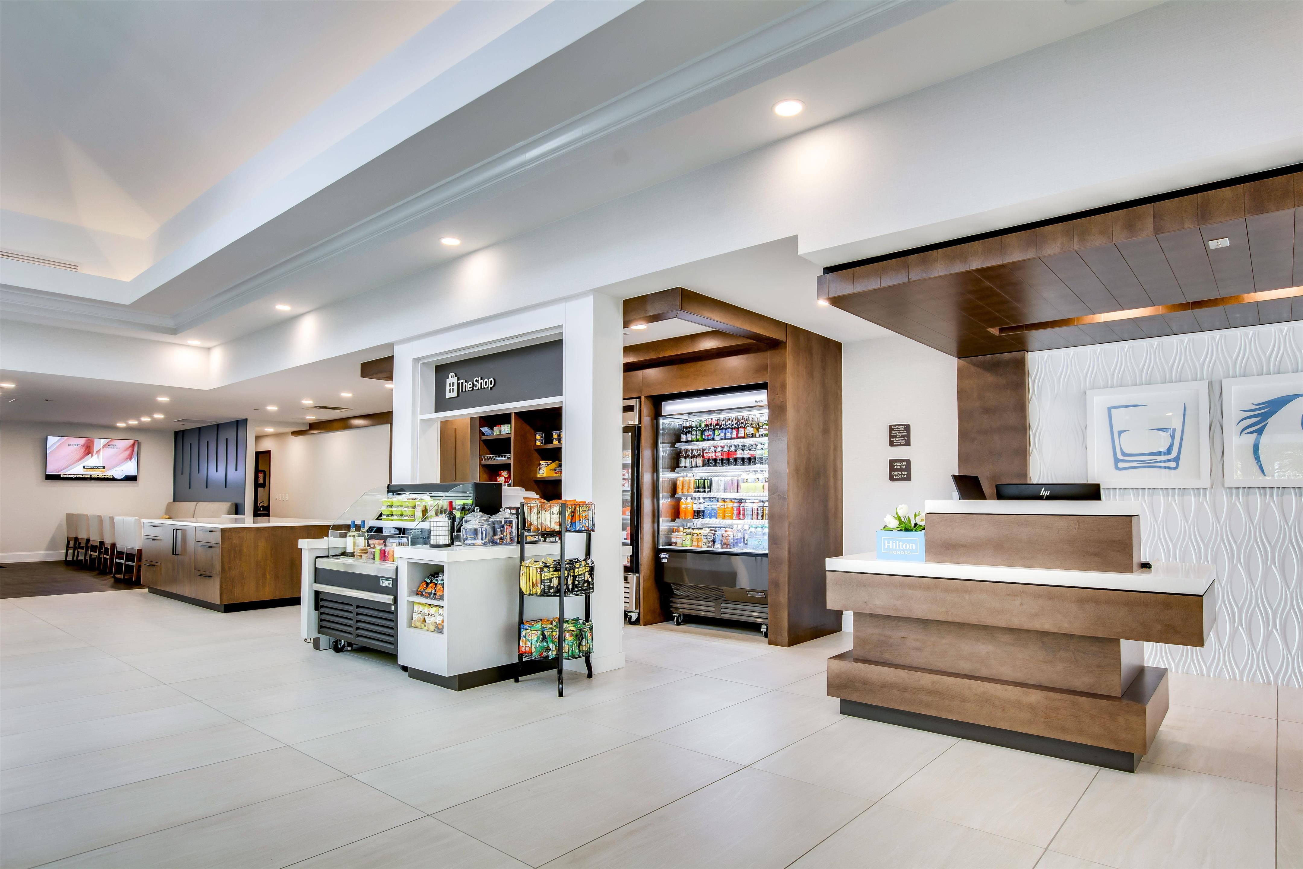 Reception | Hilton Garden Inn Louisville Airport