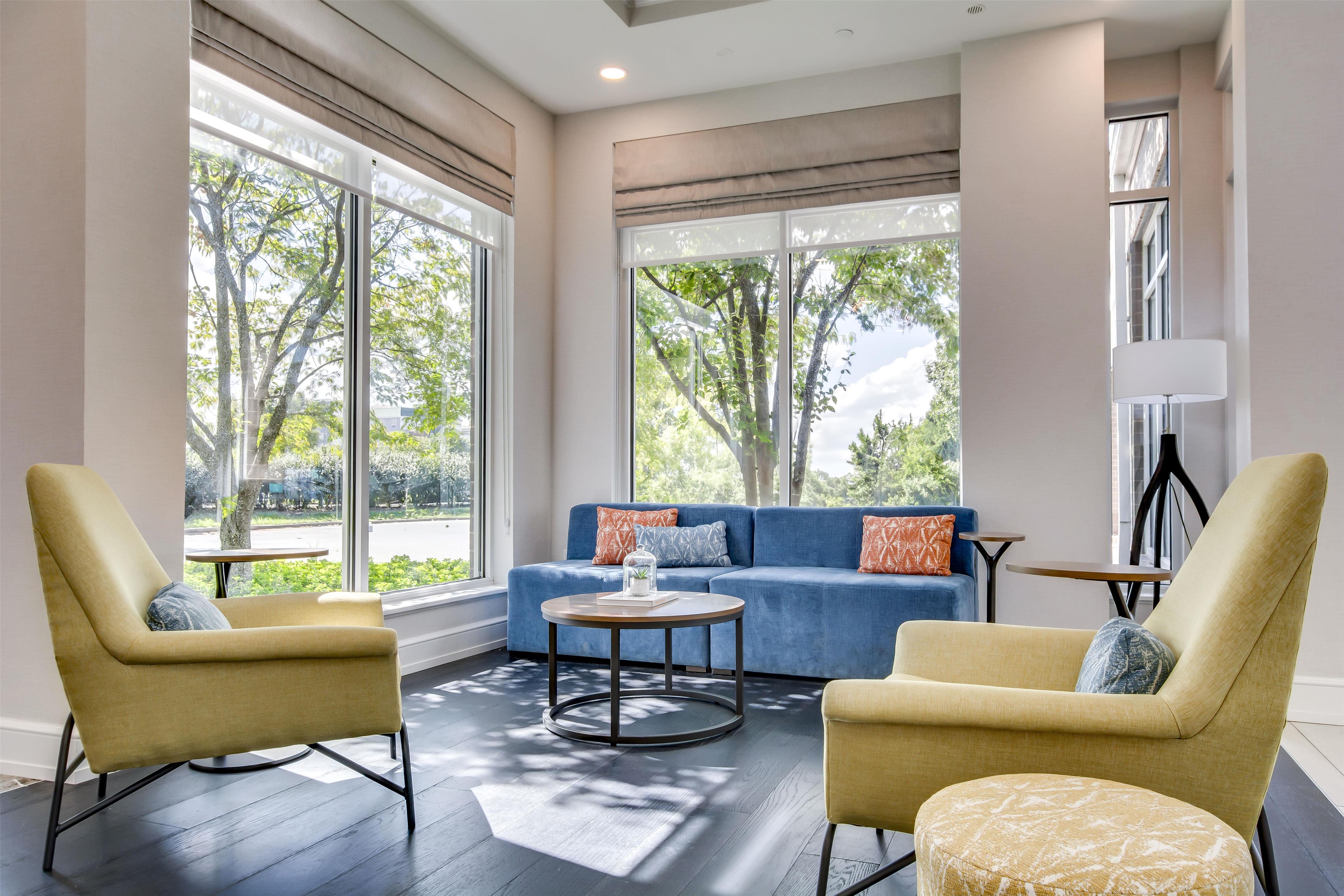 Lobby | Hilton Garden Inn Louisville Airport