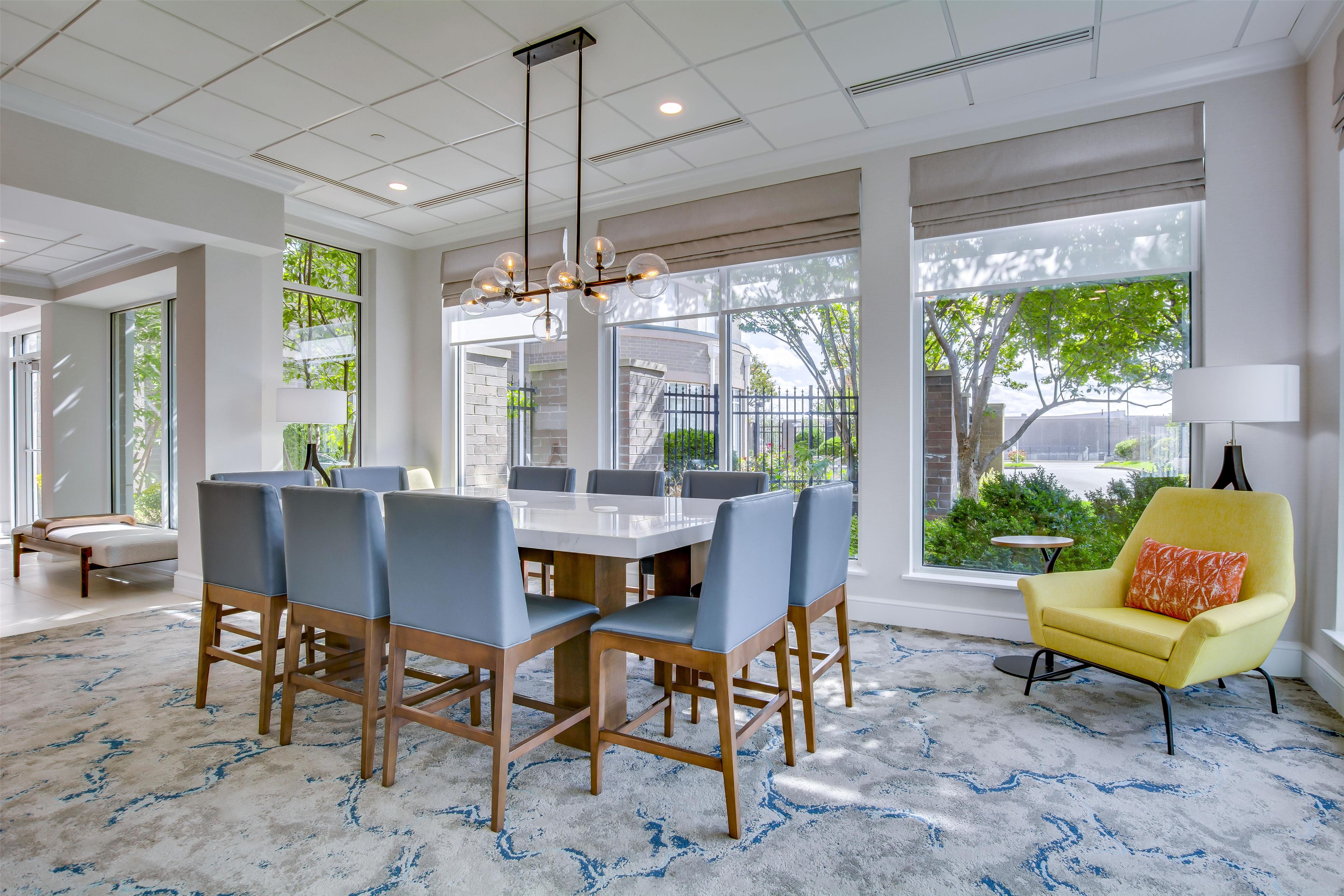 Lobby | Hilton Garden Inn Louisville Airport