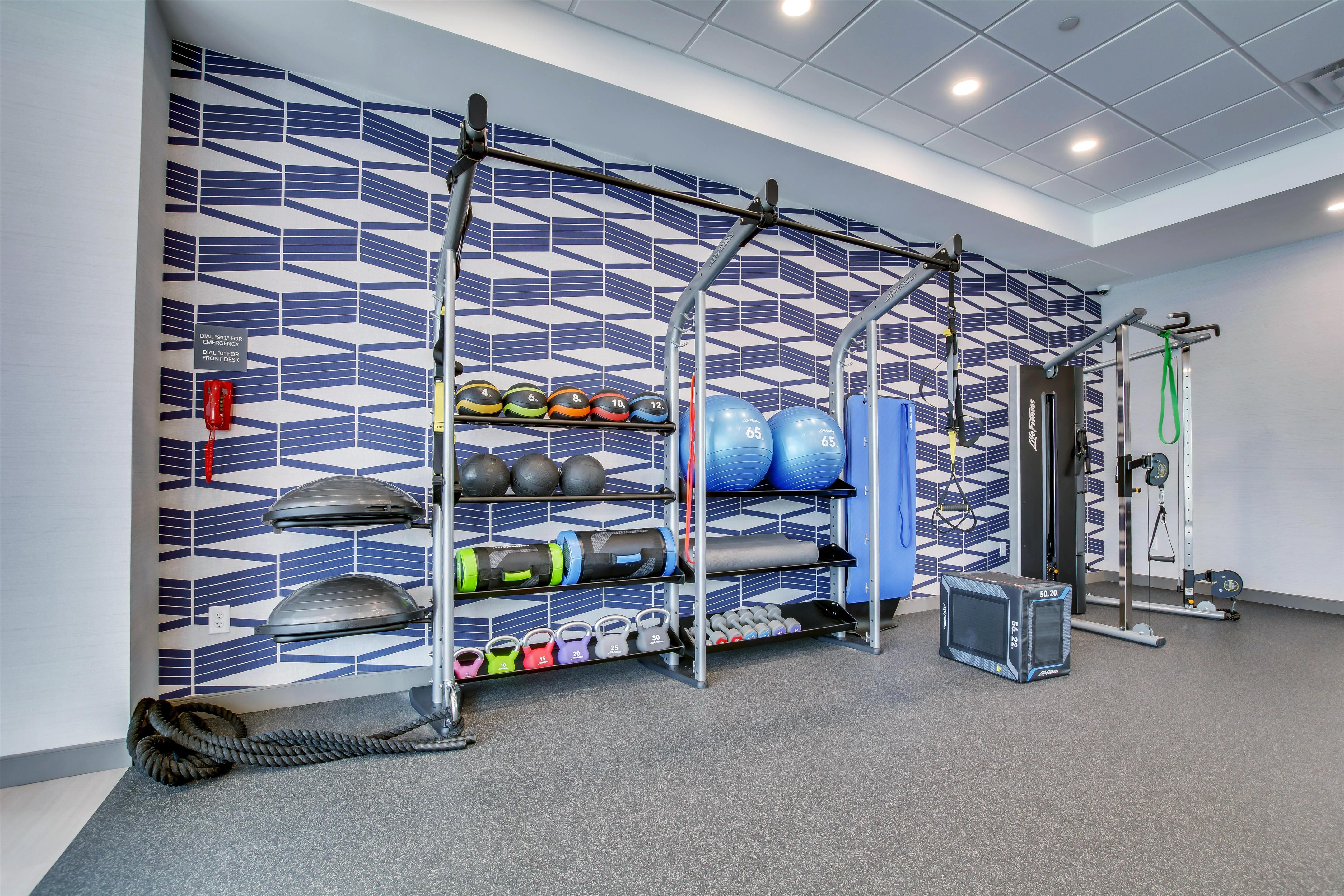 Health club fitness center gym | Hilton Garden Inn Louisville Airport