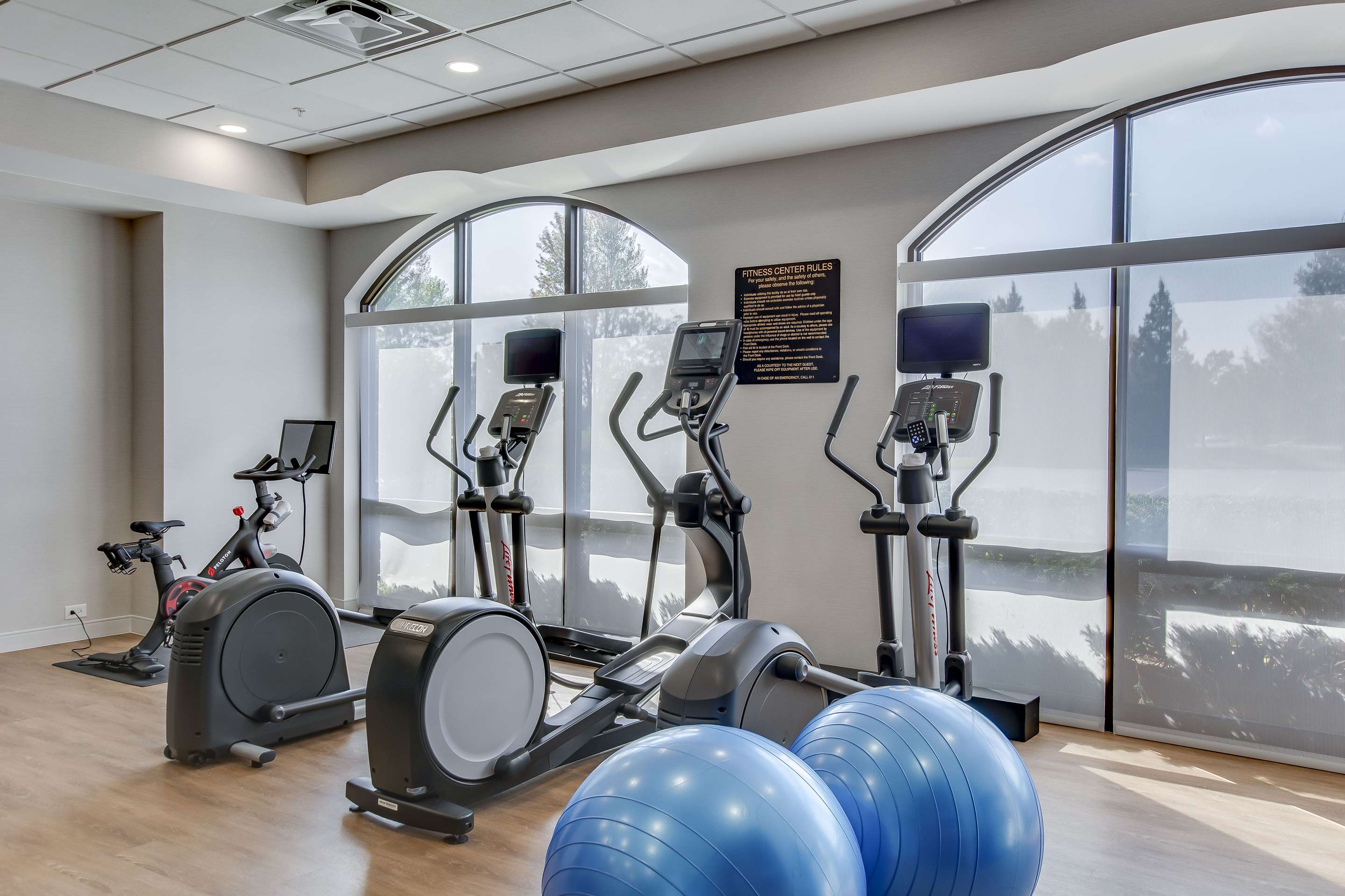 Health club fitness center gym | Embassy Suites by Hilton Louisville East