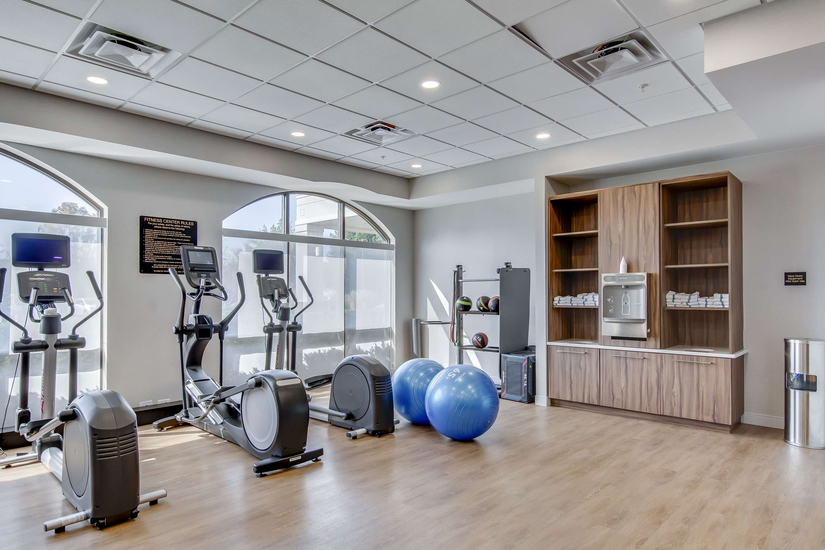 Health club fitness center gym | Embassy Suites by Hilton Louisville East