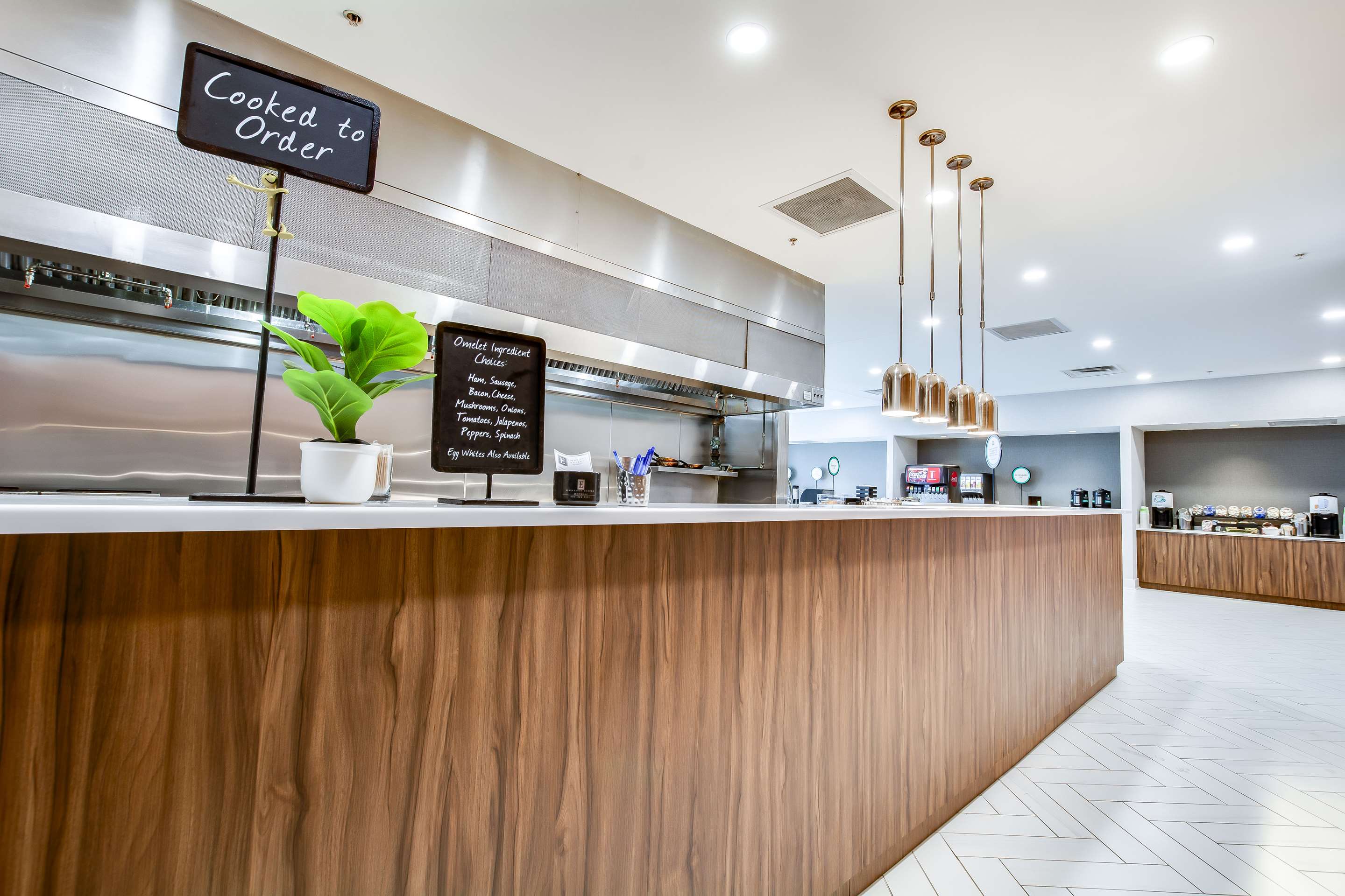 Breakfast Area | Embassy Suites by Hilton Louisville East