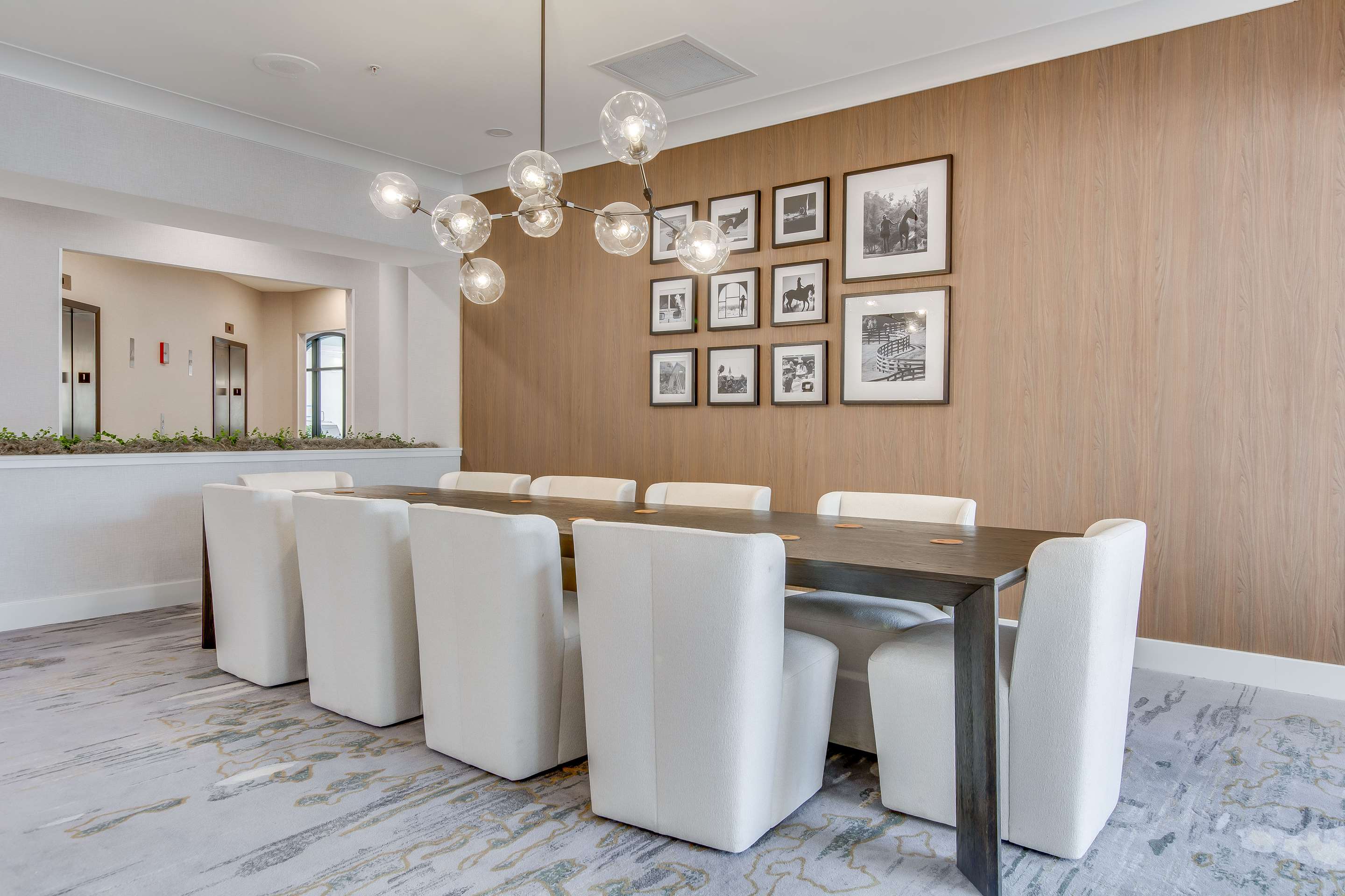 Lobby | Embassy Suites by Hilton Louisville East