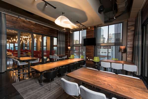 Restaurant - Hilton Garden Inn Downtown Louisville - I-65, Exit 136C